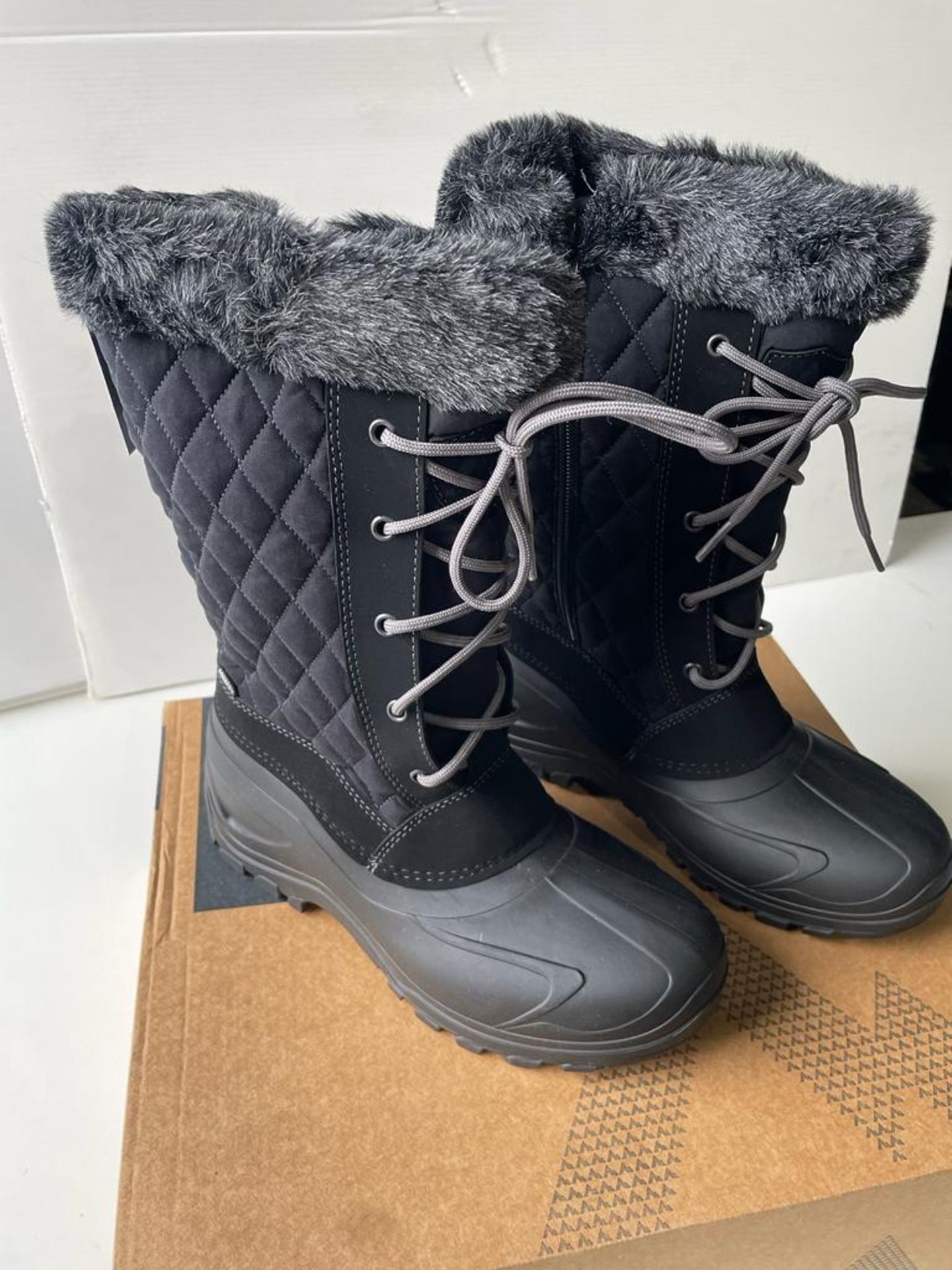 McKinley snow boots, UK size 6