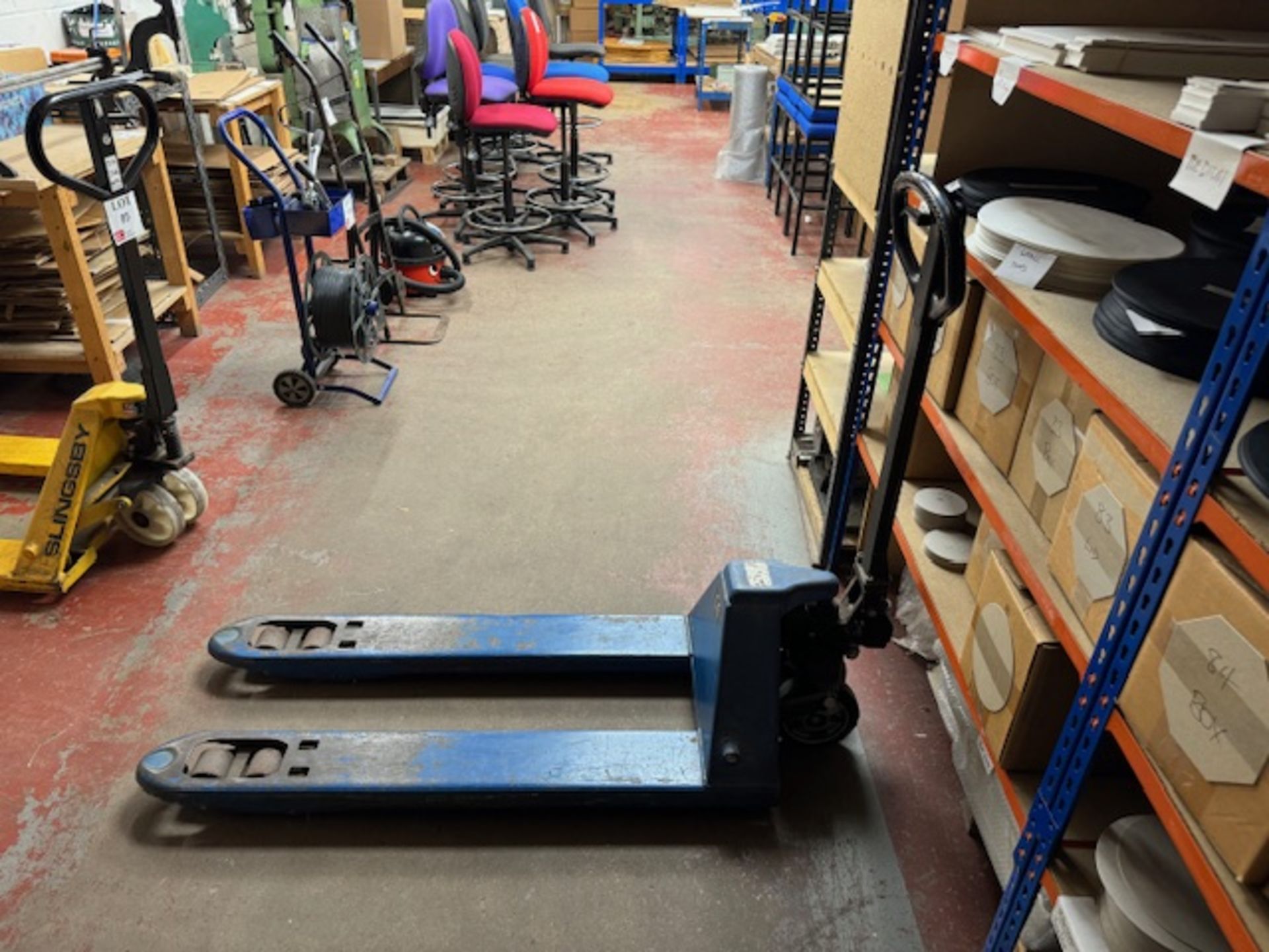 Quick manual pallet truck - Image 2 of 3