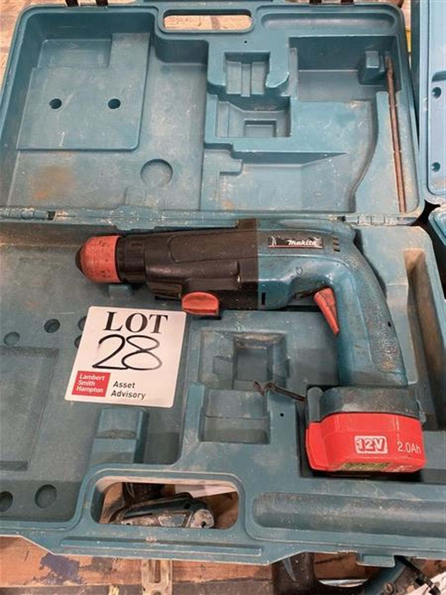 A quantity of Makita battery electric and 240V power tools, as lotted - Image 8 of 10