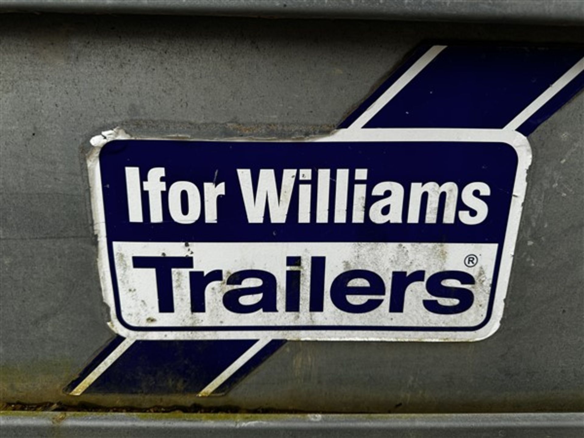 Ifor Williams TT85G tipper trailer, twin axle, serial no. SCK600000B0602853, bed measurements length - Image 2 of 10