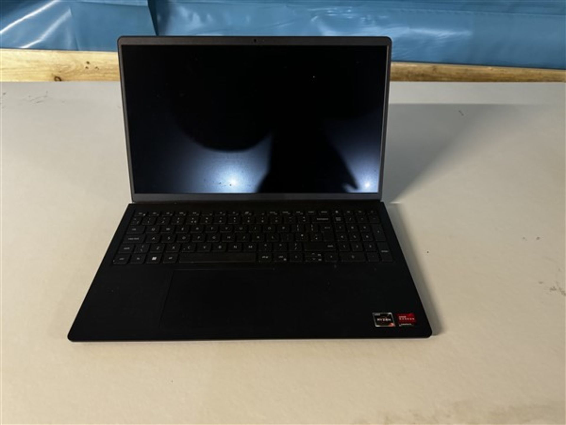 Dell Vostro laptop (2022) Model: 15315 (No Charger) - Image 2 of 4