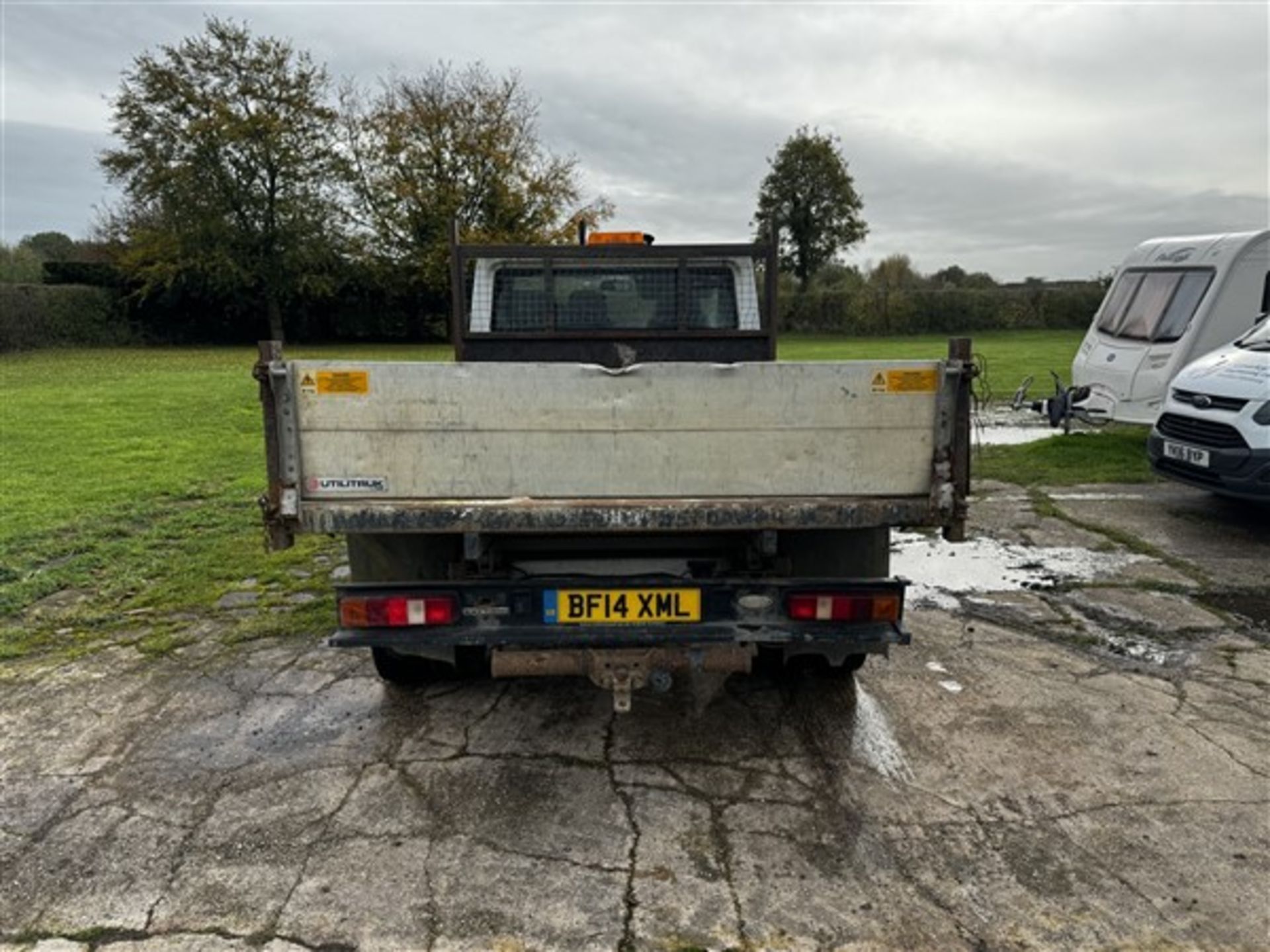 Ford Transit 100 T350 tipper, reg no. BF14 XML mileage 175,023, two keys, V5 - yes Damaged driver - Image 3 of 21