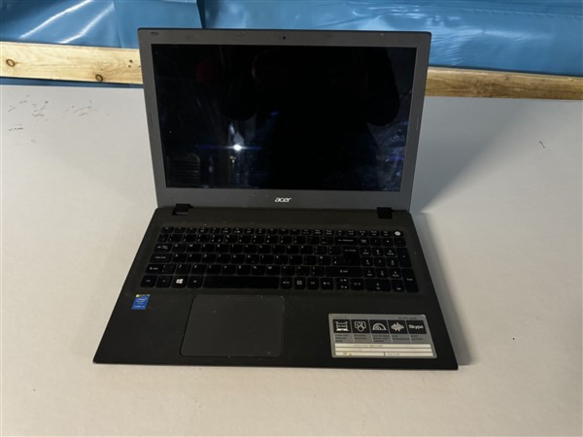 Acer laptop (2015) Model: E5-573-38UQ (No Charger) - Image 2 of 4