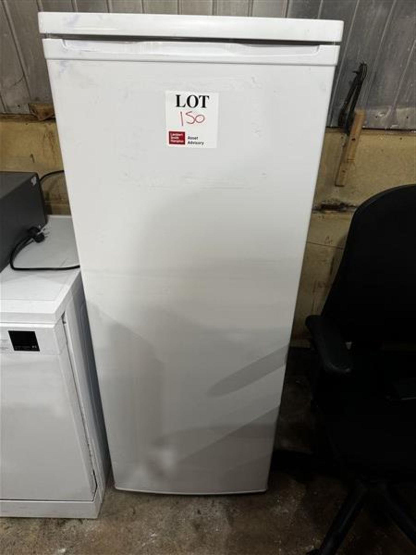 Beko dishwasher, model DVN0SR20W and an unbranded fridge - Image 2 of 6