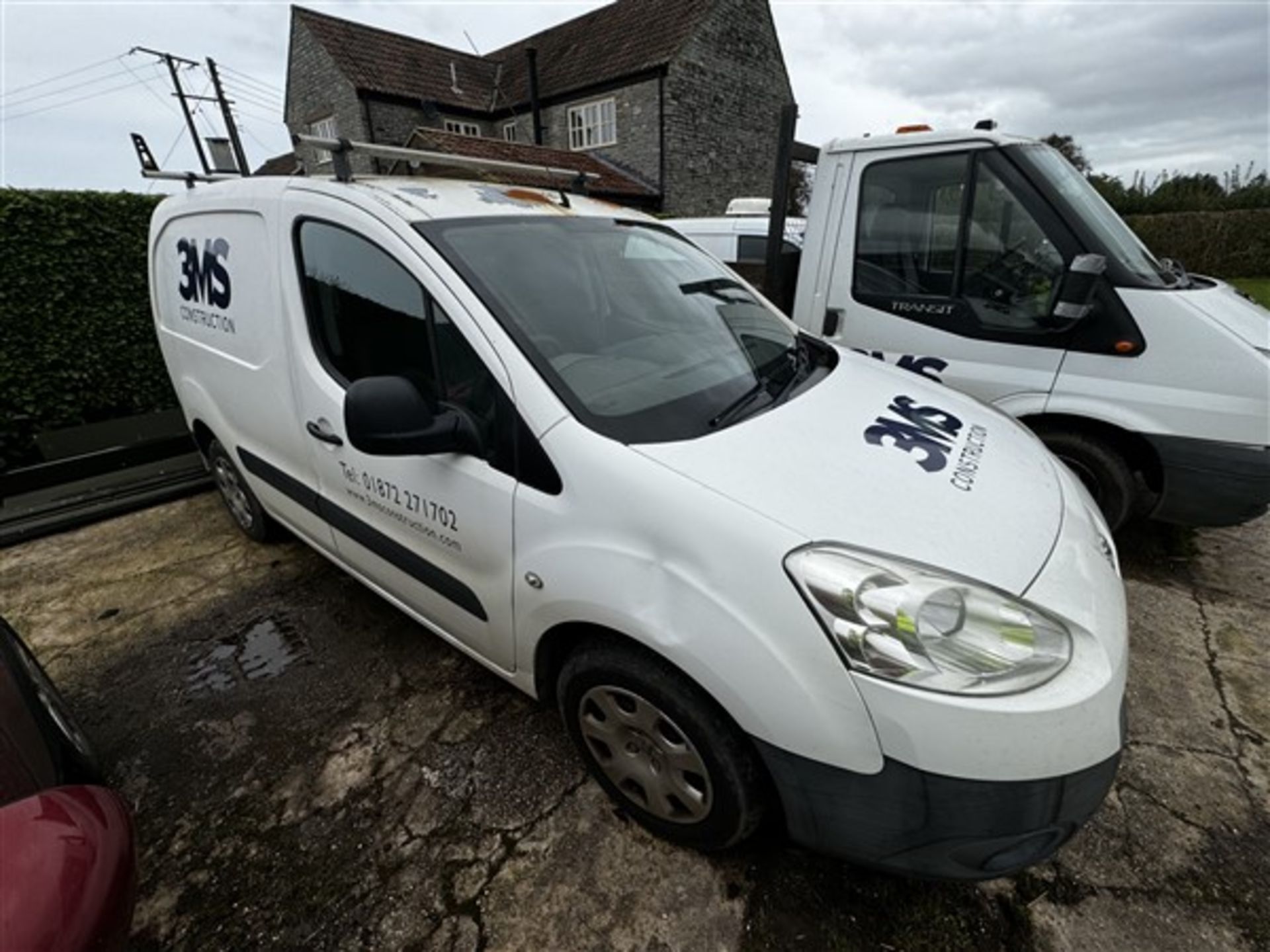 Peugeot Partner 850 Professional L1 HDI panel van, reg no. BV14 ZMZ, vmileage 132,212, one key, V5 - - Image 2 of 8