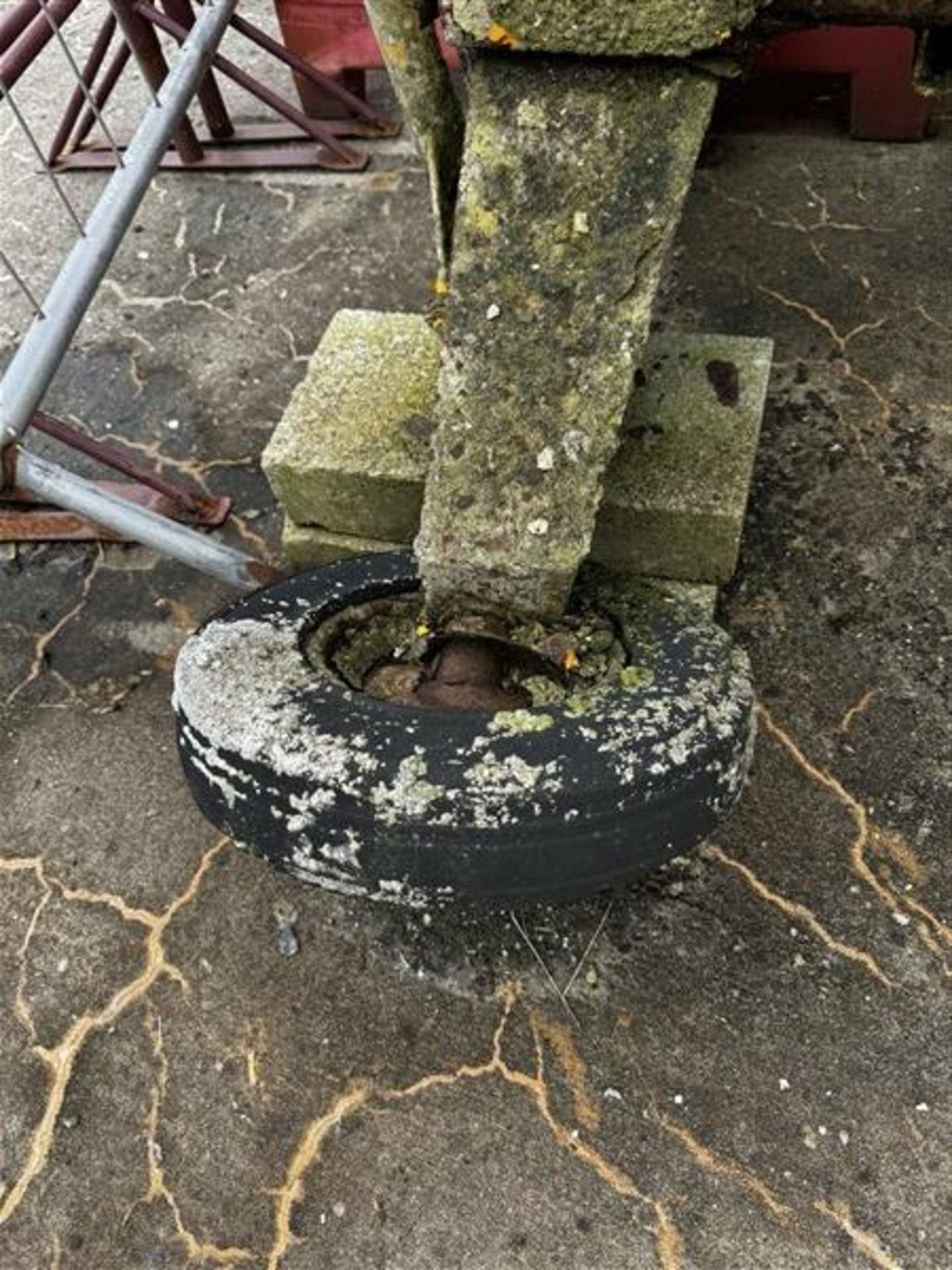 Commodore 300/210L diesel site mixer (please note: rusted frame & buckled wheel, working condition - Image 5 of 7