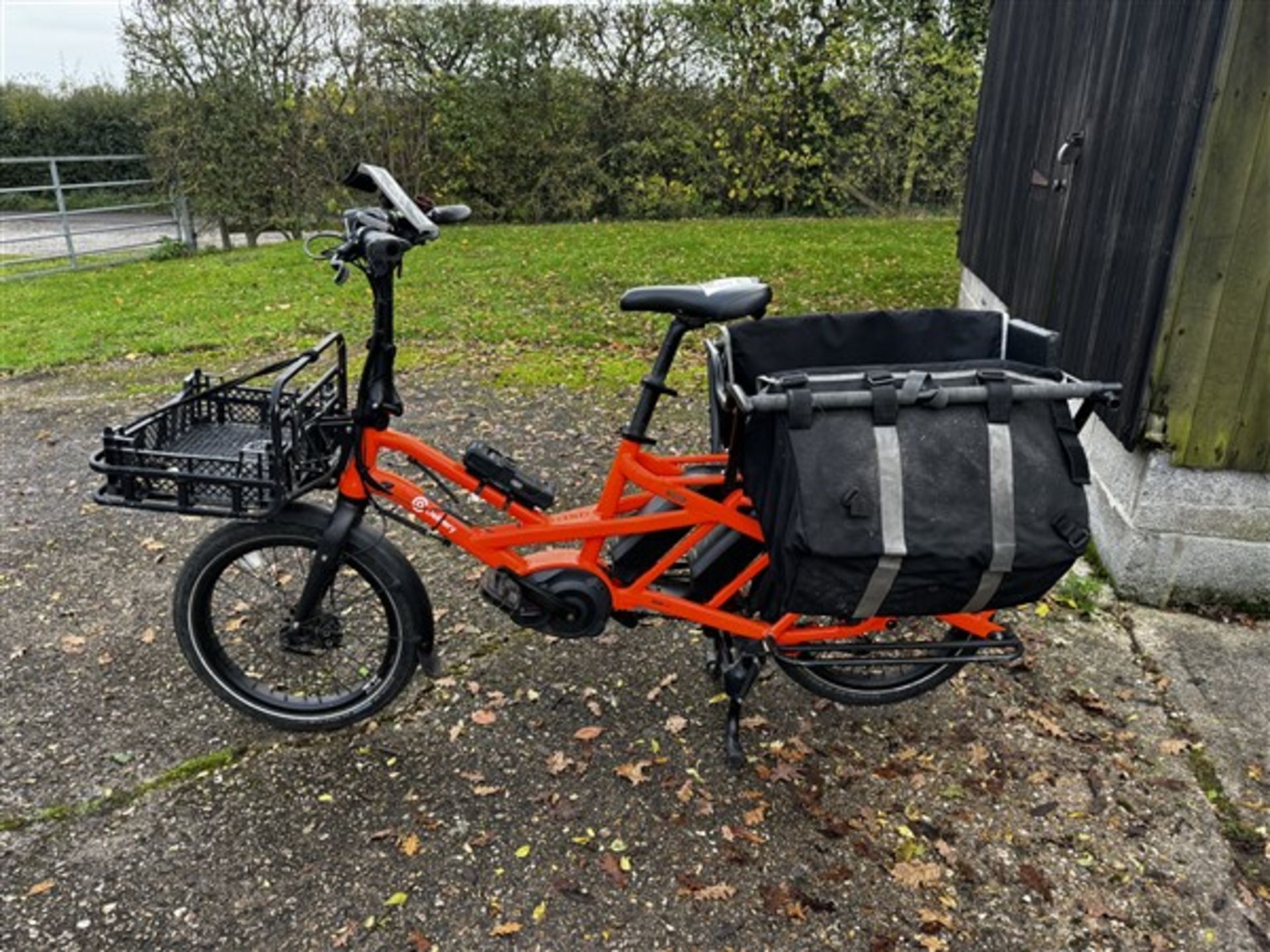 GSD S10 2 wheeled electric cargo bike, with upholstered storage bags