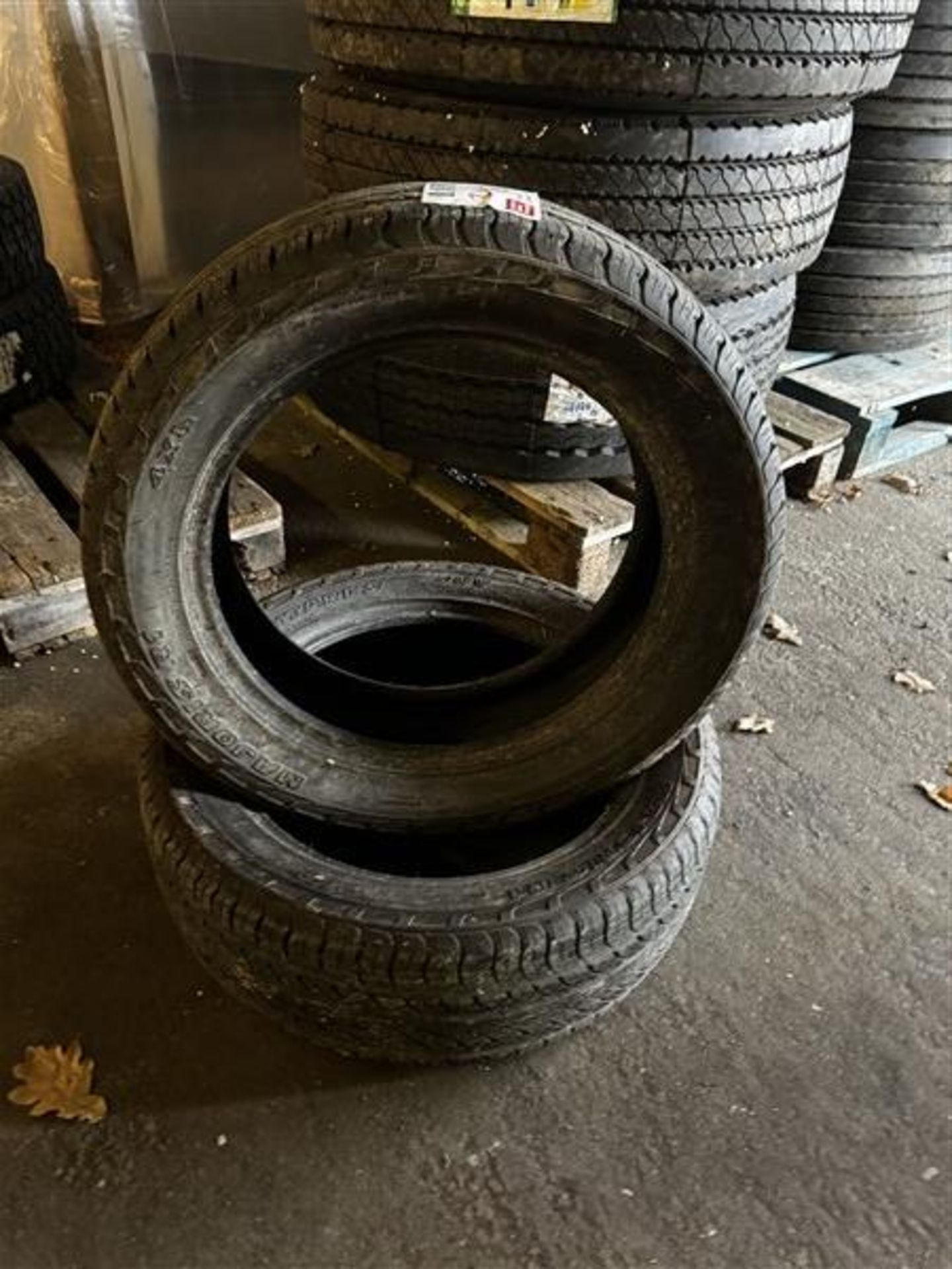 Antares Majoris R1 Tyre Size: 225/55 R 18 *N.B. This lot has no record of Thorough Examination.