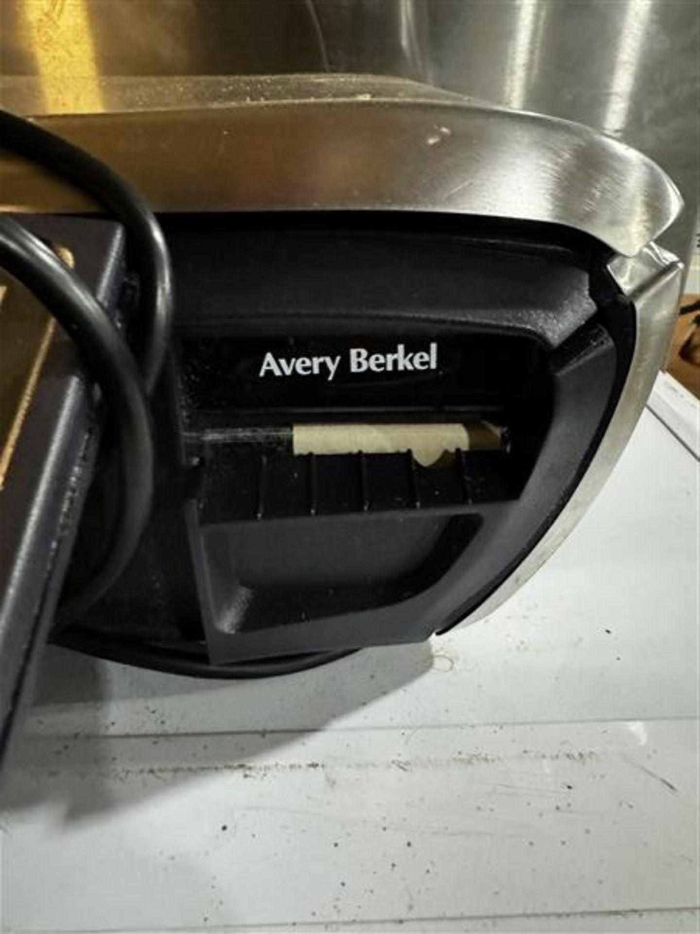 Avery Berkel digital scales with labeller - Image 3 of 4