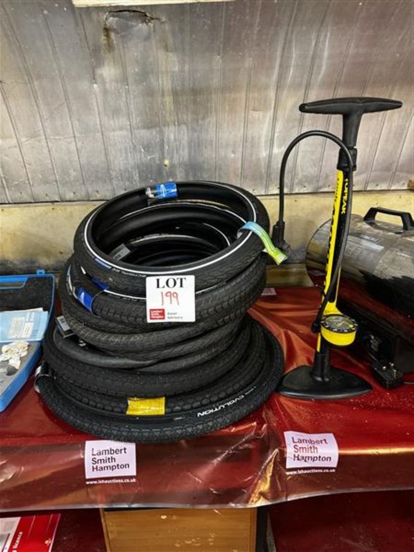 Assorted cycle bike tyres and pump