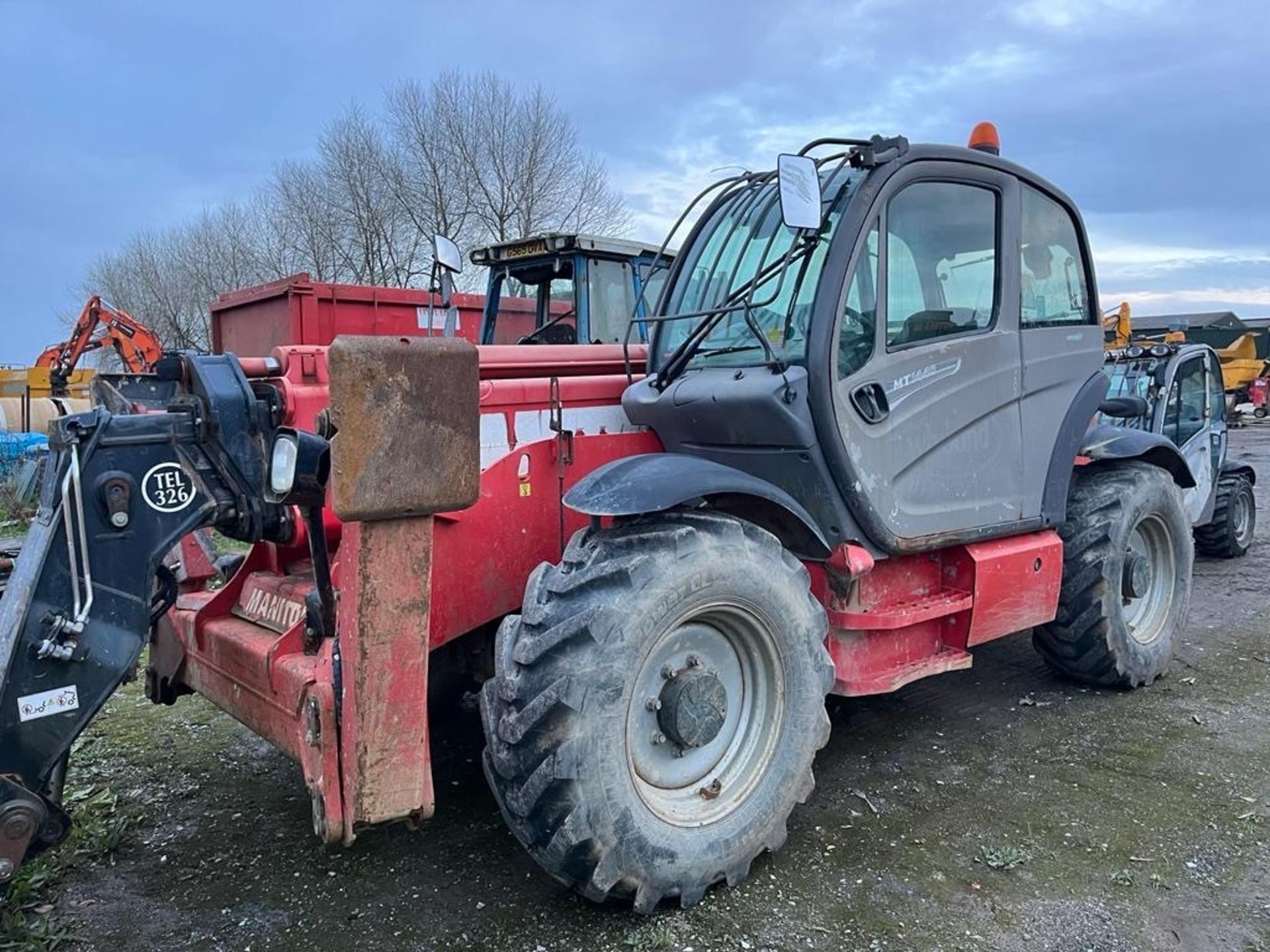 Manitou MT1440 4WD telescopic arm telehandler, Series ST3B, reg. no. KX14 CXG, serial no. 935268 ( - Image 4 of 7