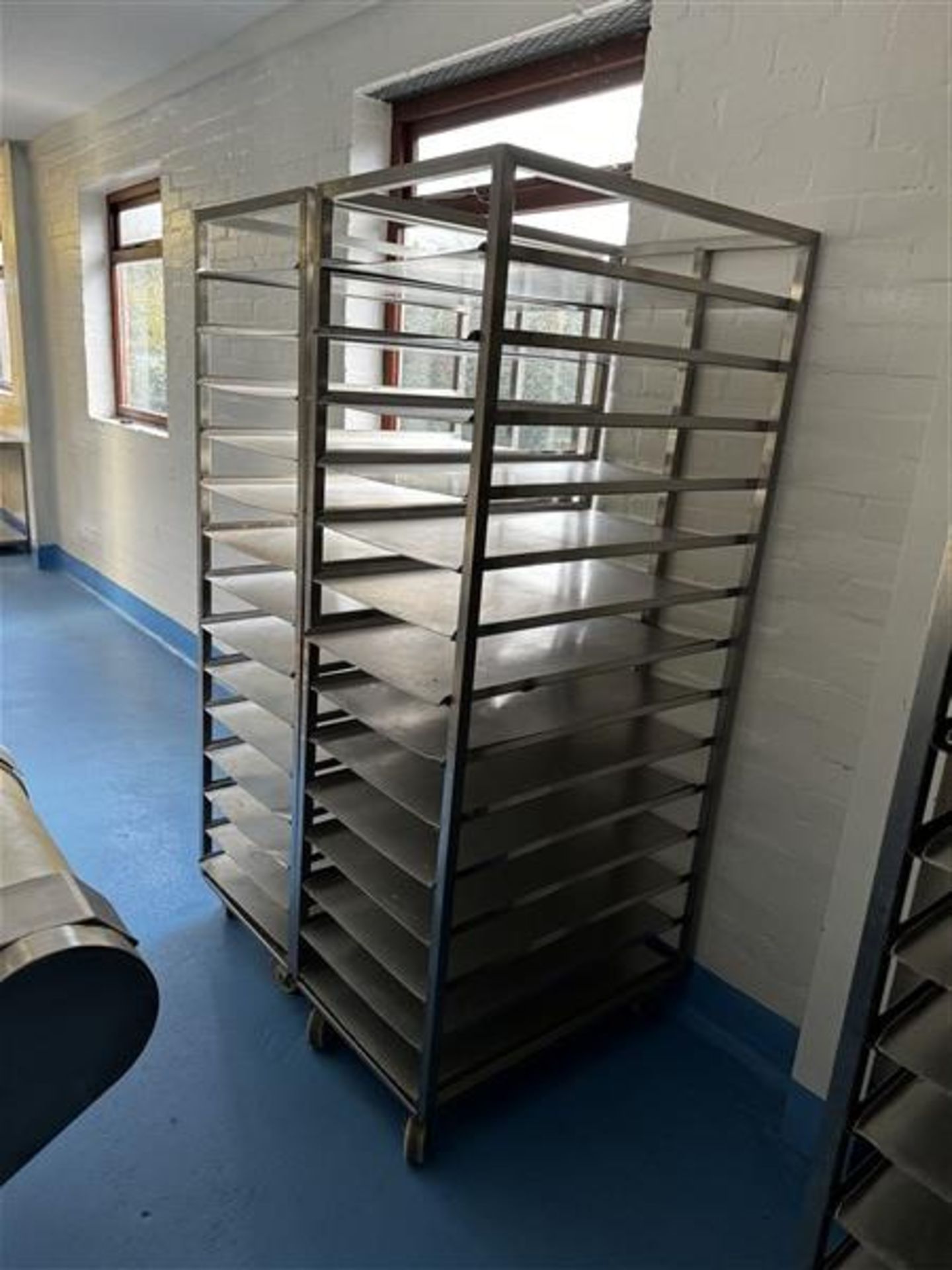Five 14-shelf stainless steel trolleys with 20 spare shelves - Image 2 of 3
