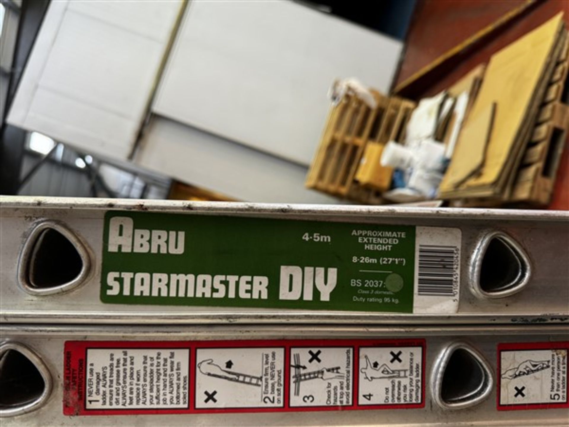 Abru Star Master extendable ladder, 16-rung, 4.5m - Image 2 of 3
