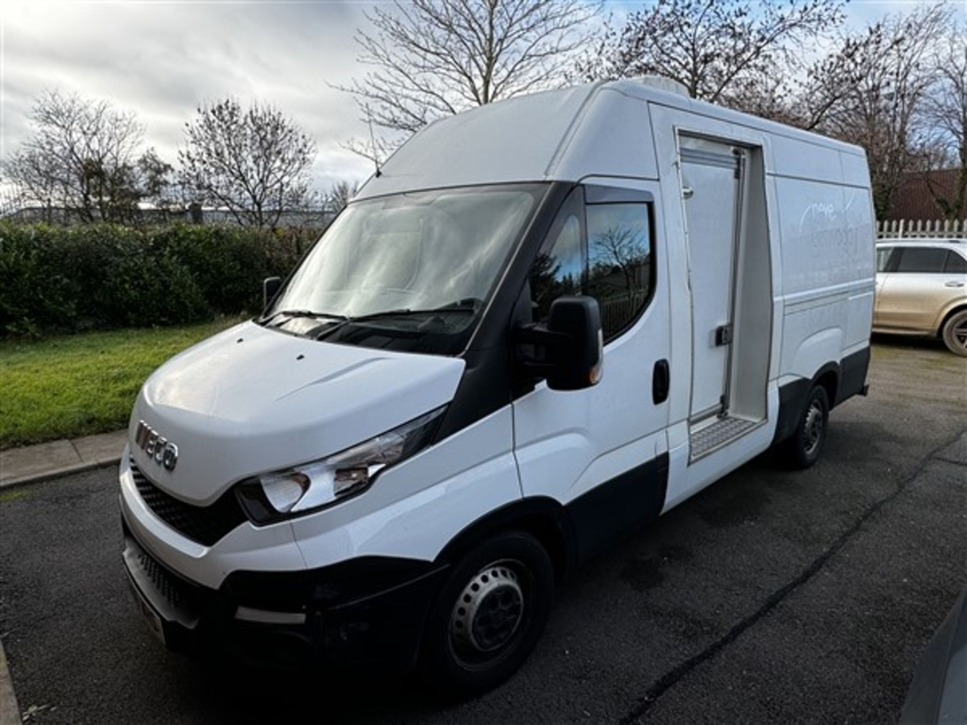 Iveco Daily 35-130 refrigerated panel van, with rear T bar, reg no. GN16 WHS (2016), mileage 222, - Image 2 of 23