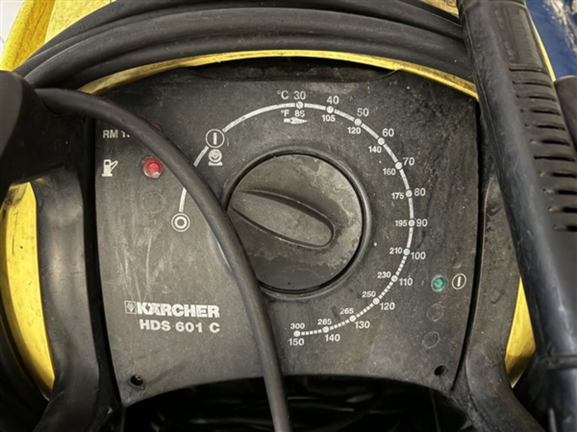 Karcher diesel powered hot & cold pressure washer, model HDS 601C - Image 4 of 7