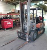 Toyota 25 SFGF LPG forklift truck, 2500KG Capacity (1993) 6207 Hours. Delayed collection until after