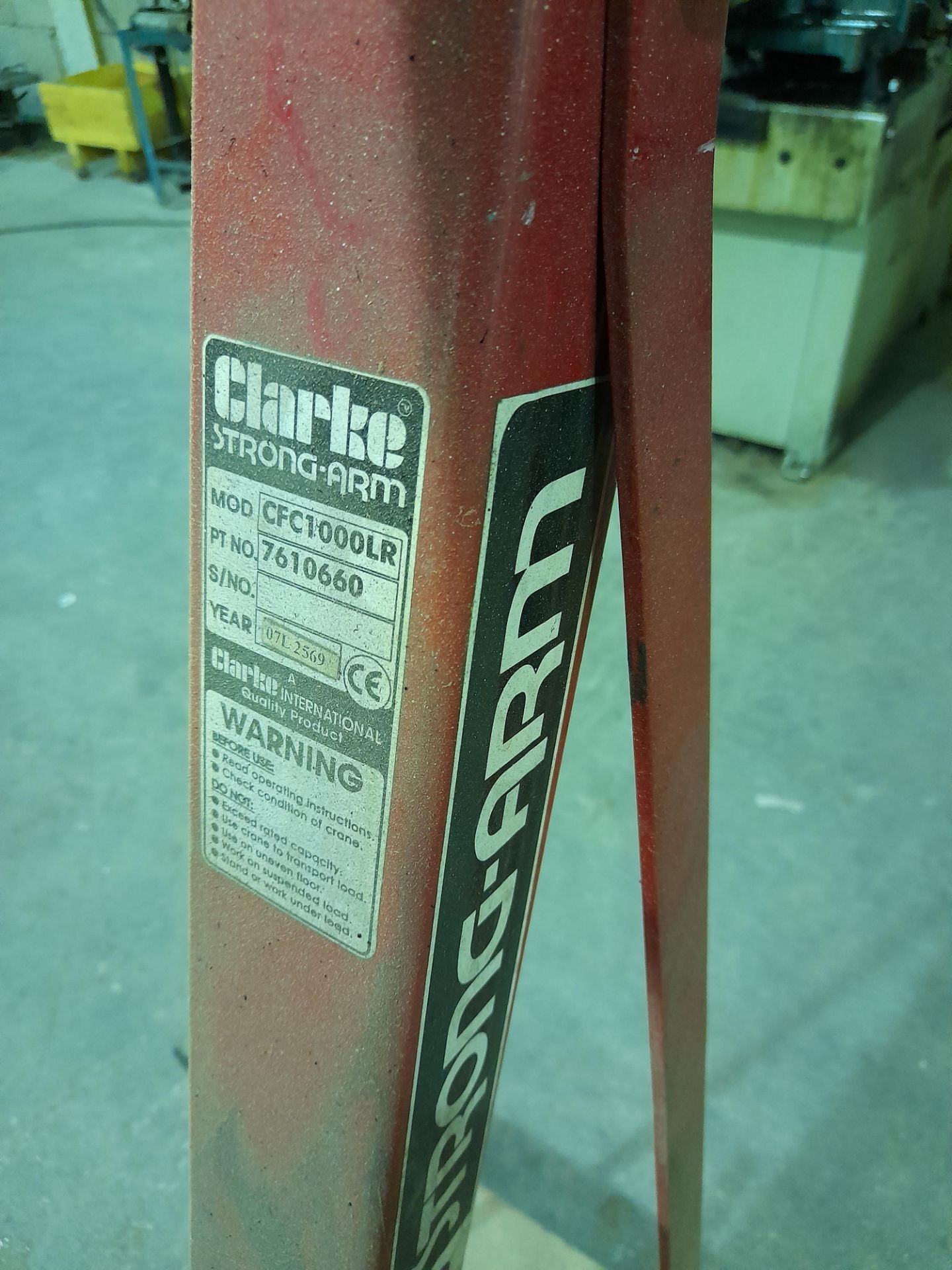 Clarke Strong Arm CFC1000LR Mobile Hydraulic Jib - Image 2 of 2