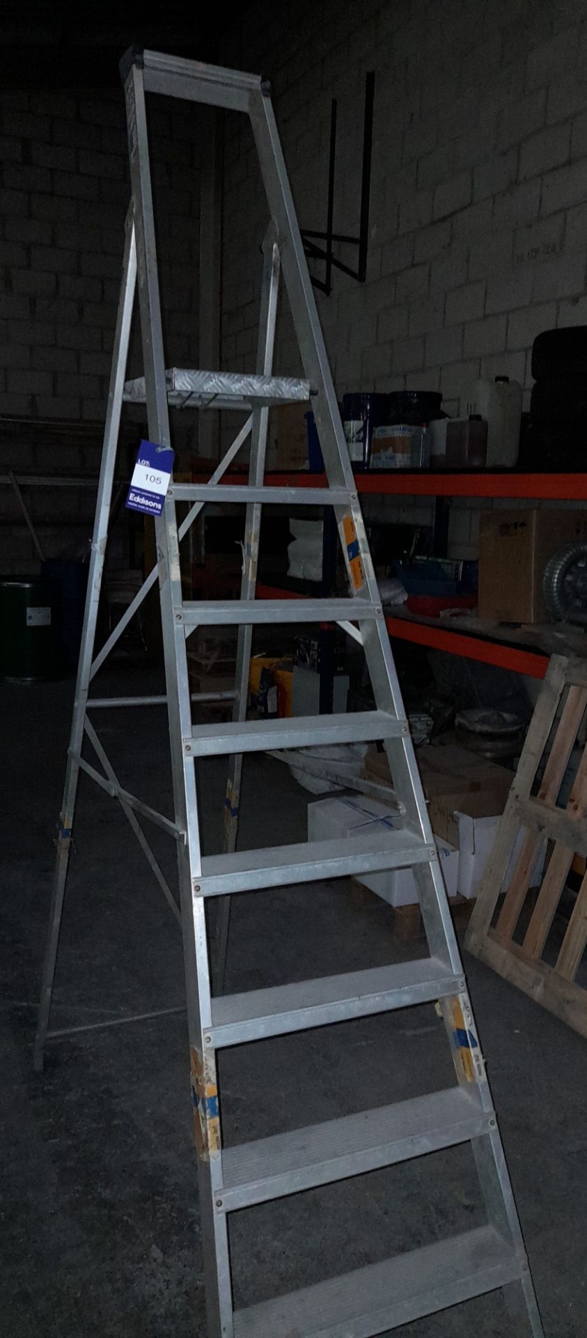 Aluminium 9 tread step ladder