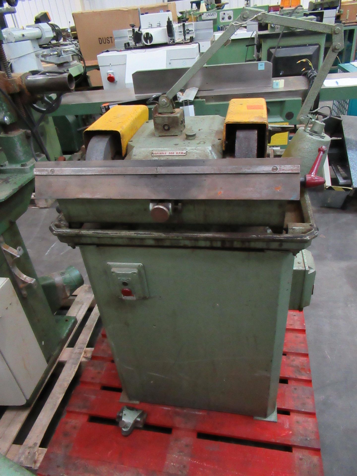 A Wadkin Bursgreen tool sharpener/ grinding machine - Image 6 of 10