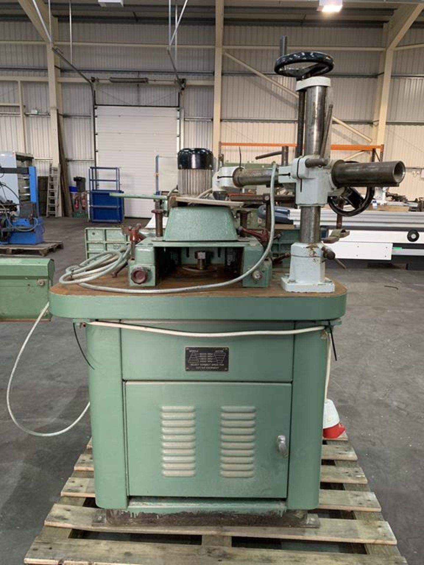 Wadkin Bursgreen BER3 Spindle Moulder with DC Brake and Steff 2034 Powered Roller Feed. 3phase - Image 8 of 10