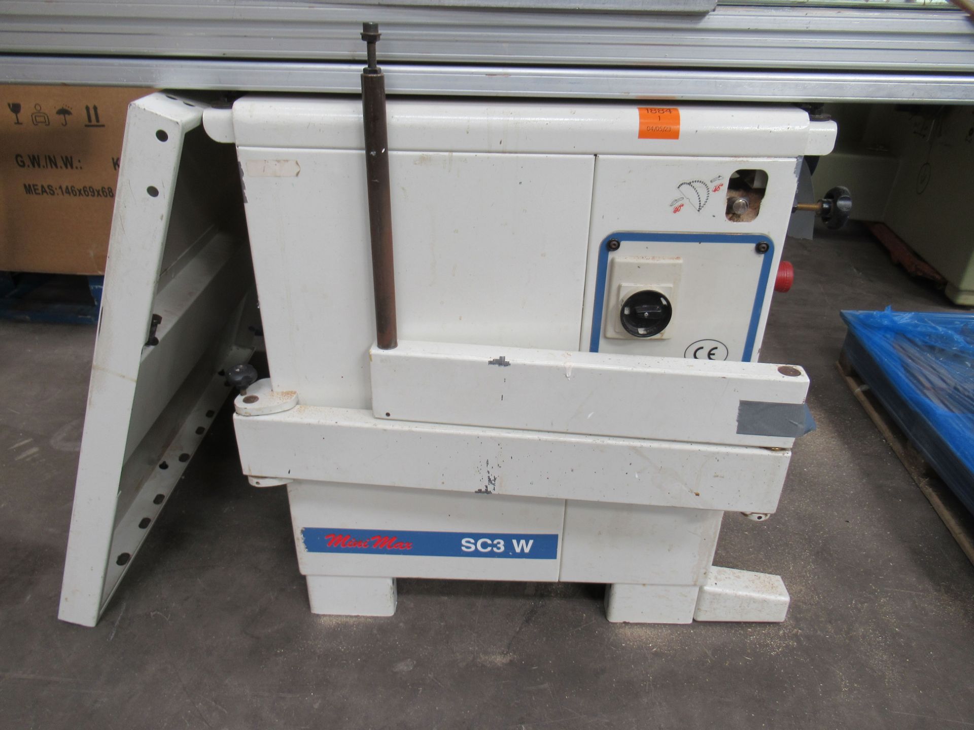 SCM MiniMax SC3W Table Saw with Attachments. 240V. Single phase. - Image 2 of 7