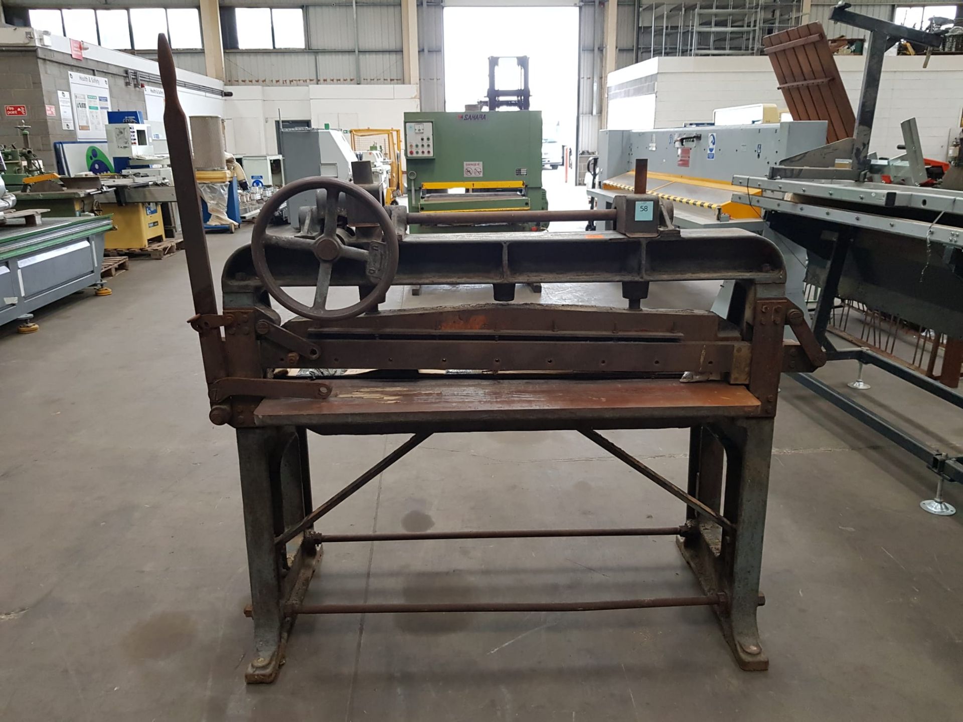A Heavy Duty Hand Operated Guillotine/Sheers - blade width approx 1250mm