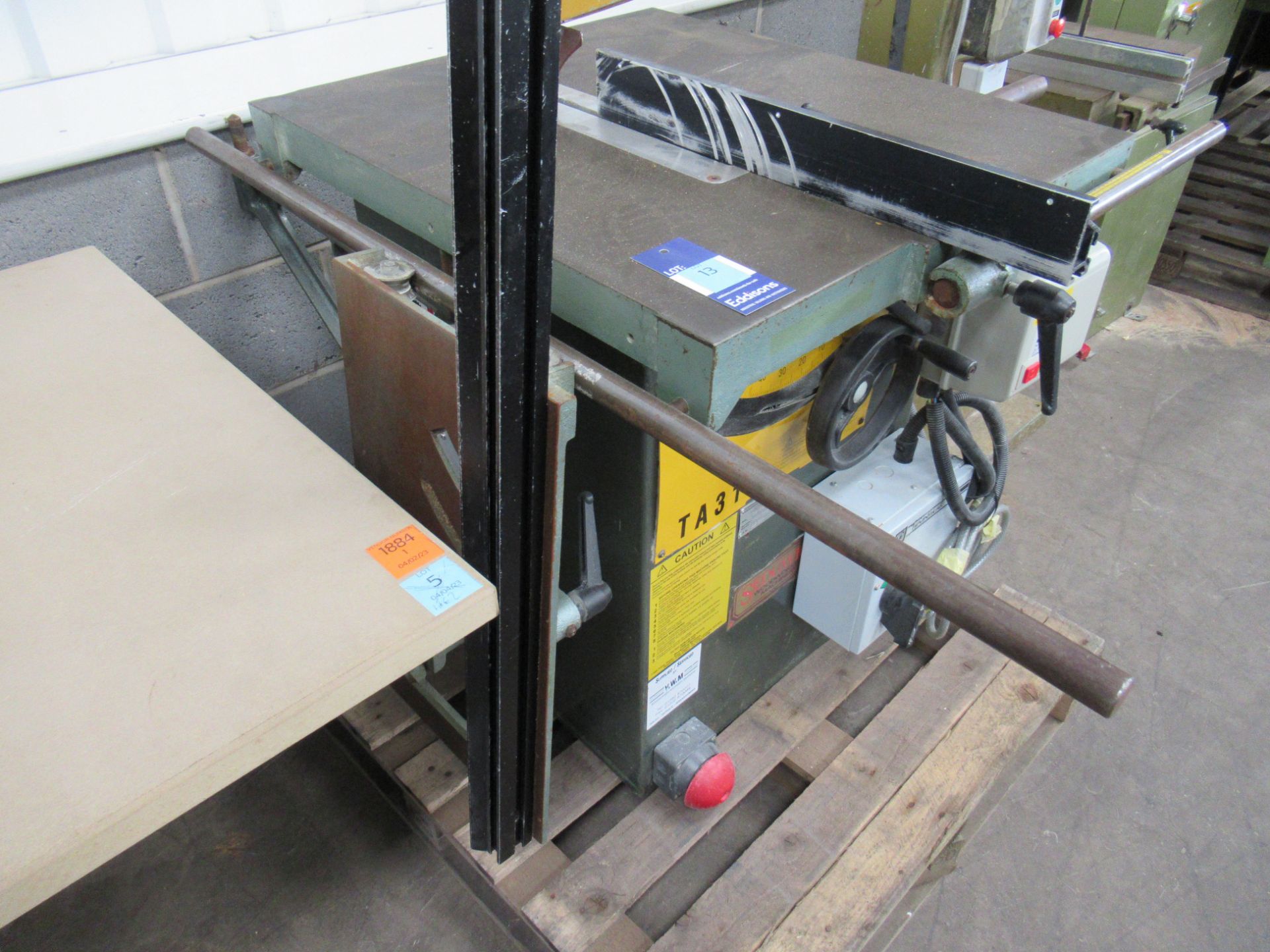 Sedgwick TA315 Table Saw with Attachment (3ph). - Image 3 of 5