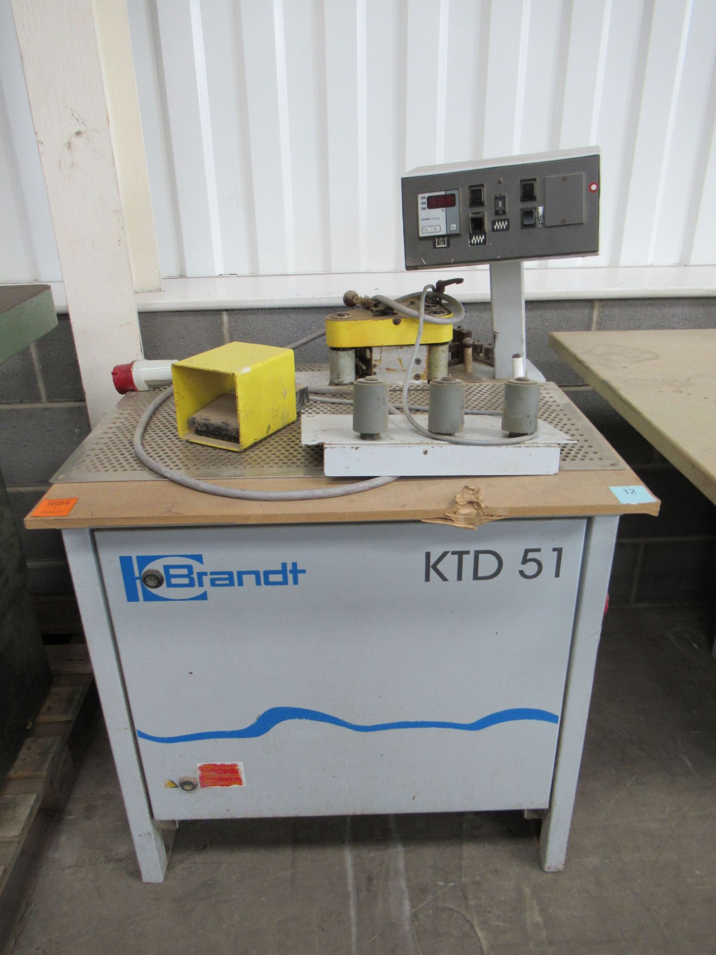 Brandt F10/100Top and Bottom Contour Edgebander(1800mm x 850mm) 3ph & Brandt KTD 51 contour Edgeban - Image 2 of 9