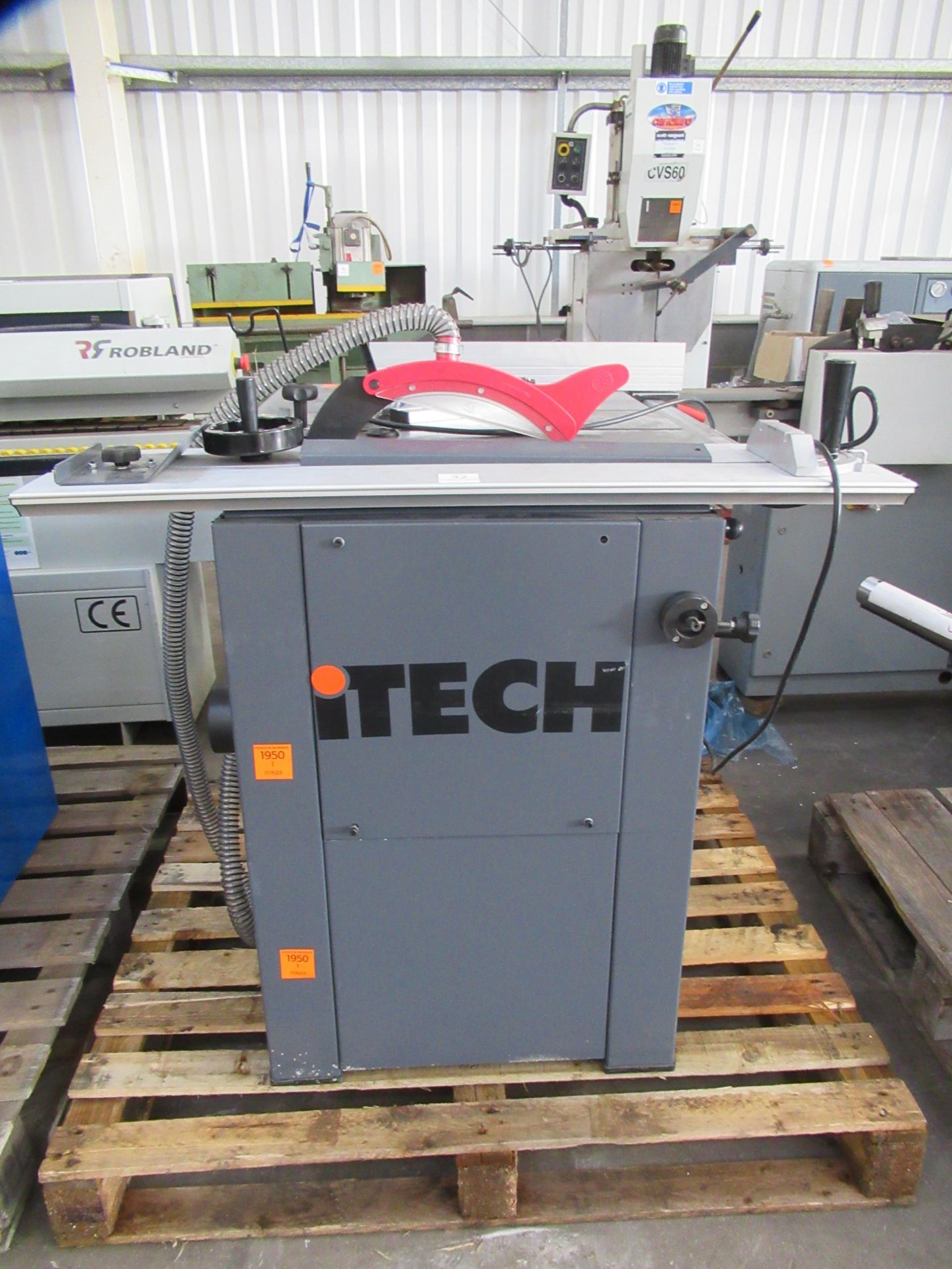 iTech ITWMBUTS10 Sliding Panelsaw - 1ph. Please note there is a £20 ...