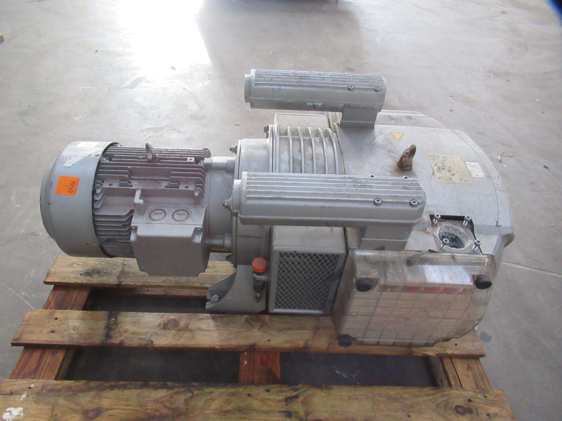 Becker VTLF-2.250/0-791 Vacuum Pump. - Image 3 of 5