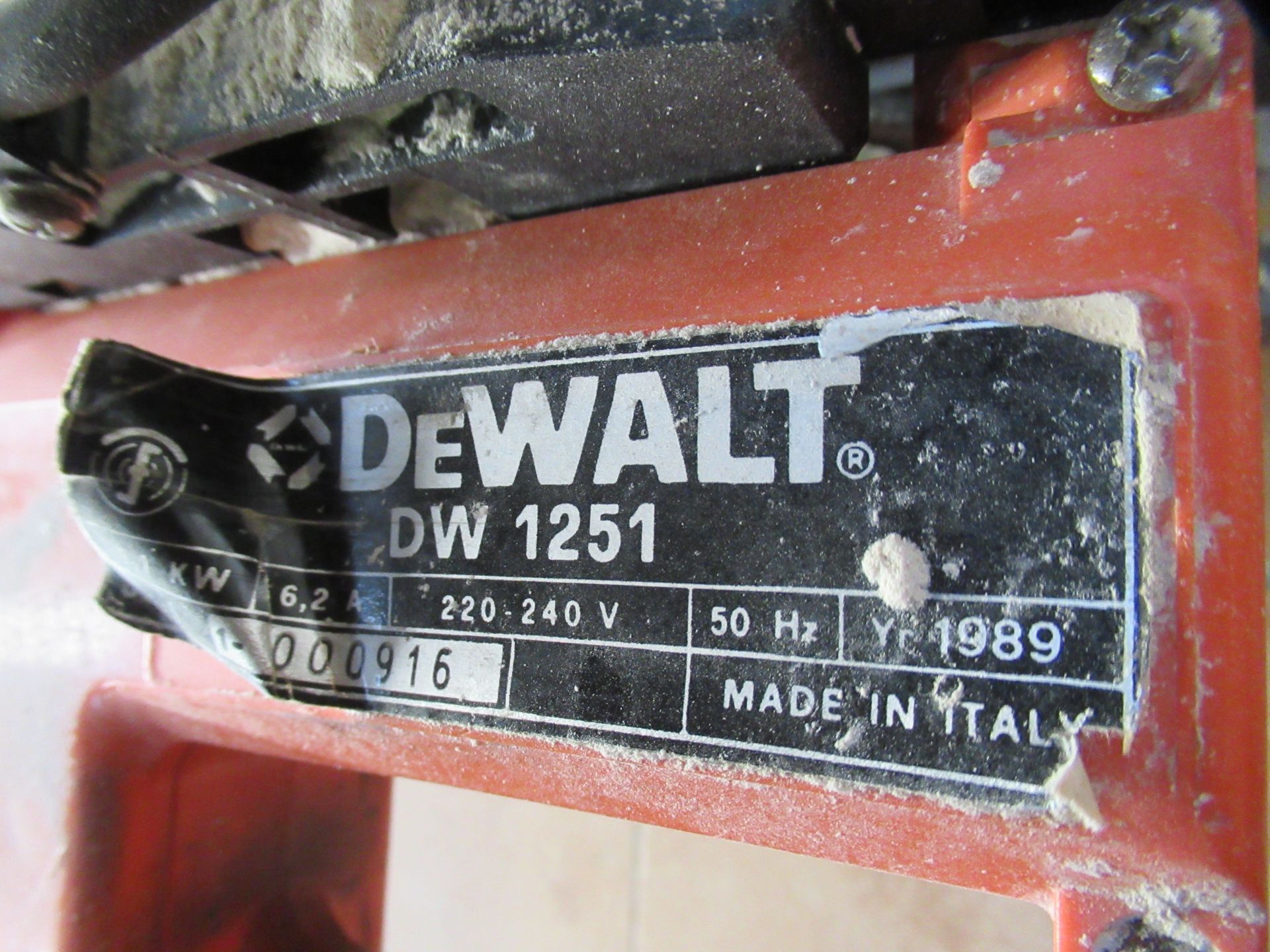 DeWalt DW1251 Radial Arm Saw - 230V - on Fabricated Frame (1980 x 1000mm) - Image 6 of 6