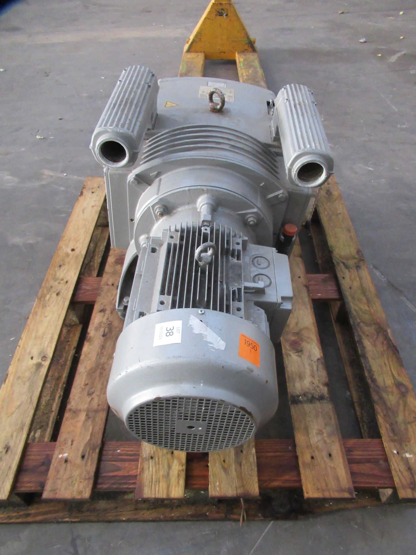 Becker VTLF-2.250/0-791 Vacuum Pump. - Image 4 of 5