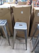 4x Iron High Stool