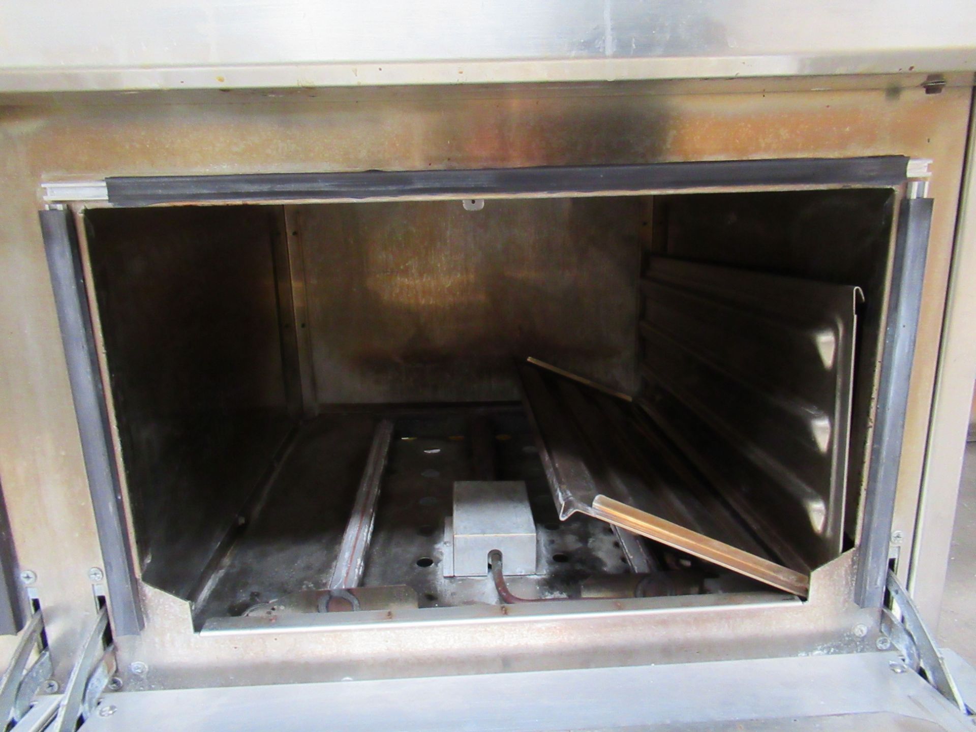 A Hobart BMG6B20 6x burner stainless steel oven. - Image 4 of 6