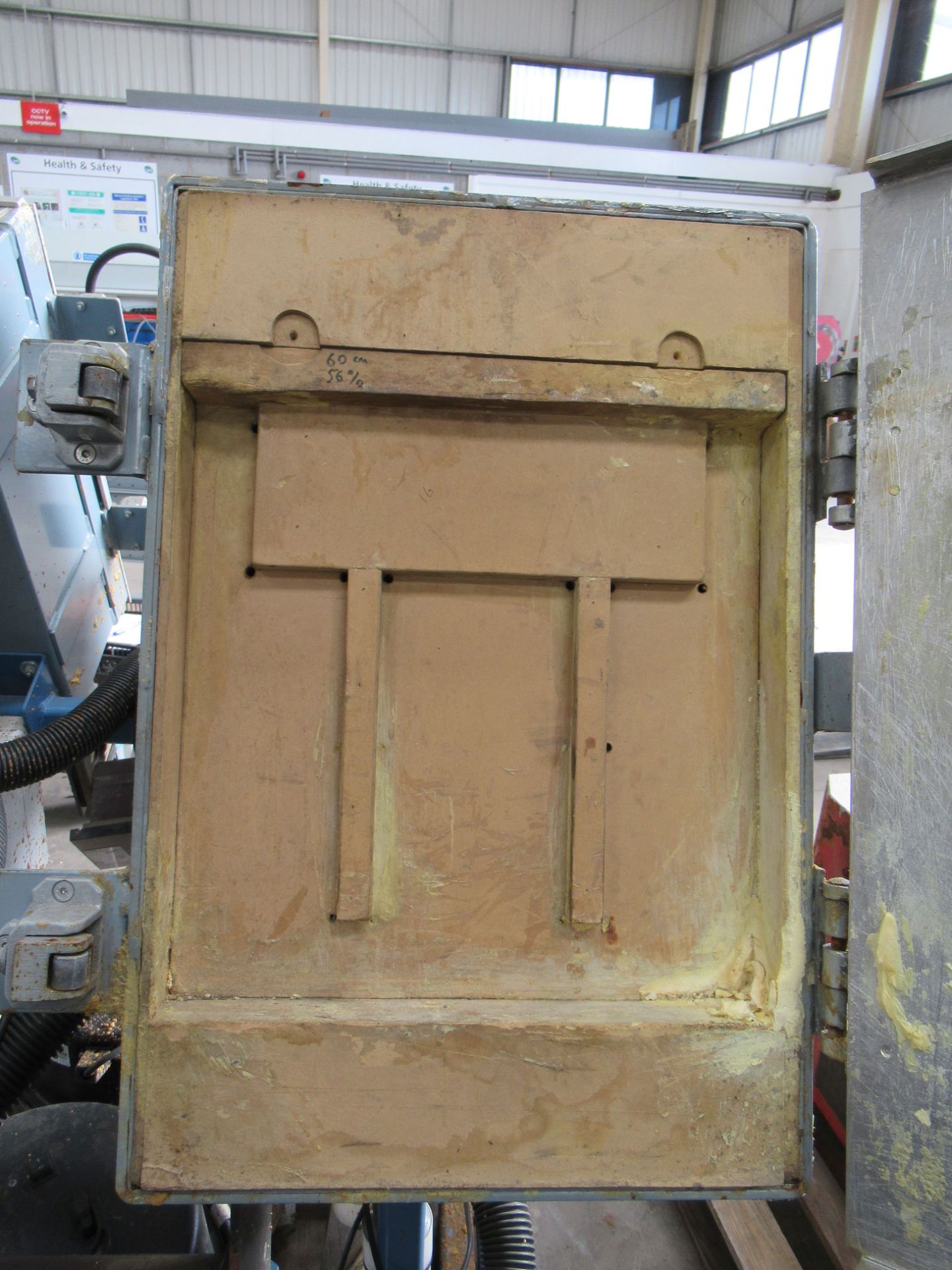 A Twin Cabinet Fabricated Extraction Unit - Image 4 of 7