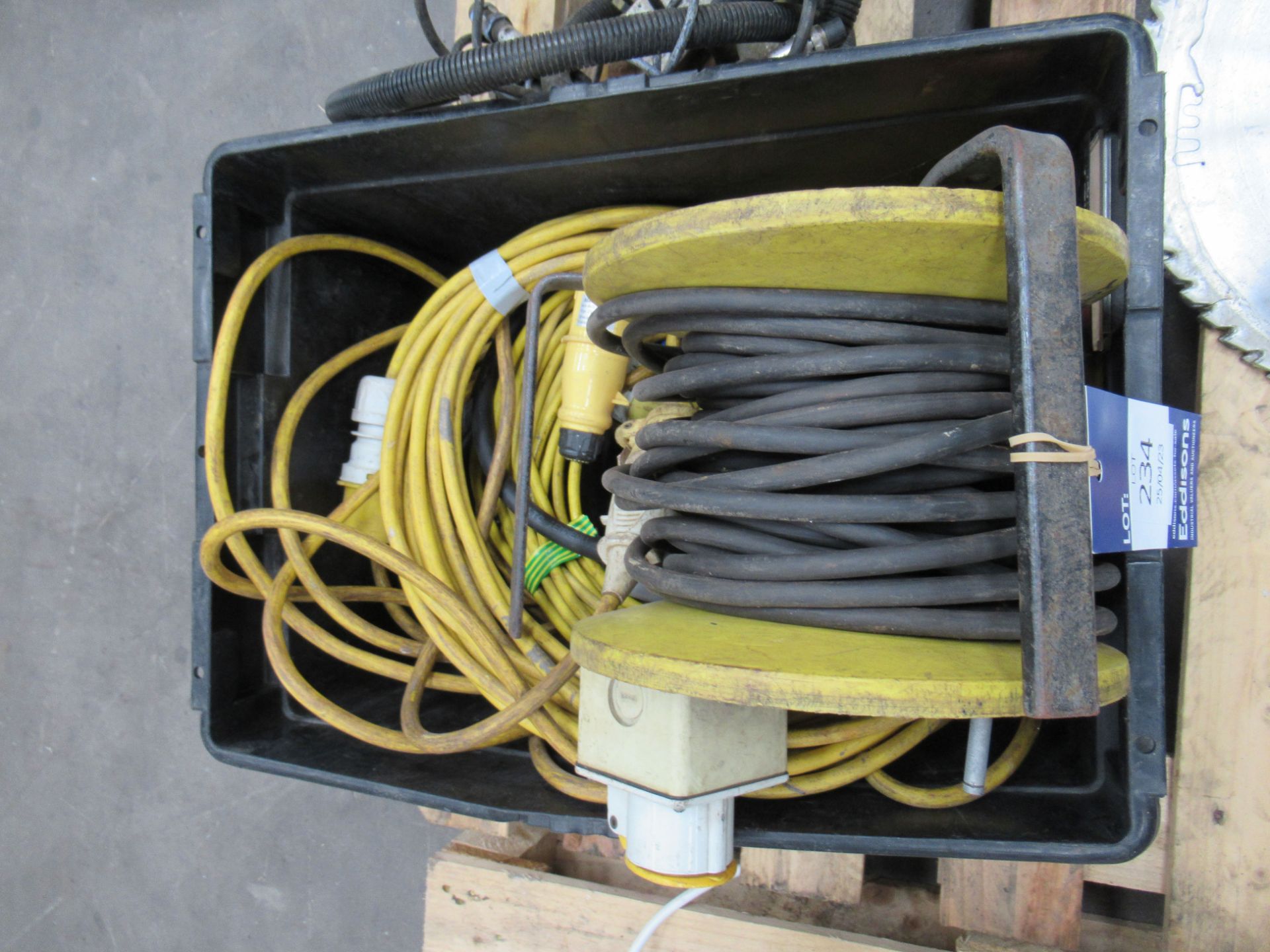 110V Extension Leads, Saw Blades etc. - Image 4 of 4