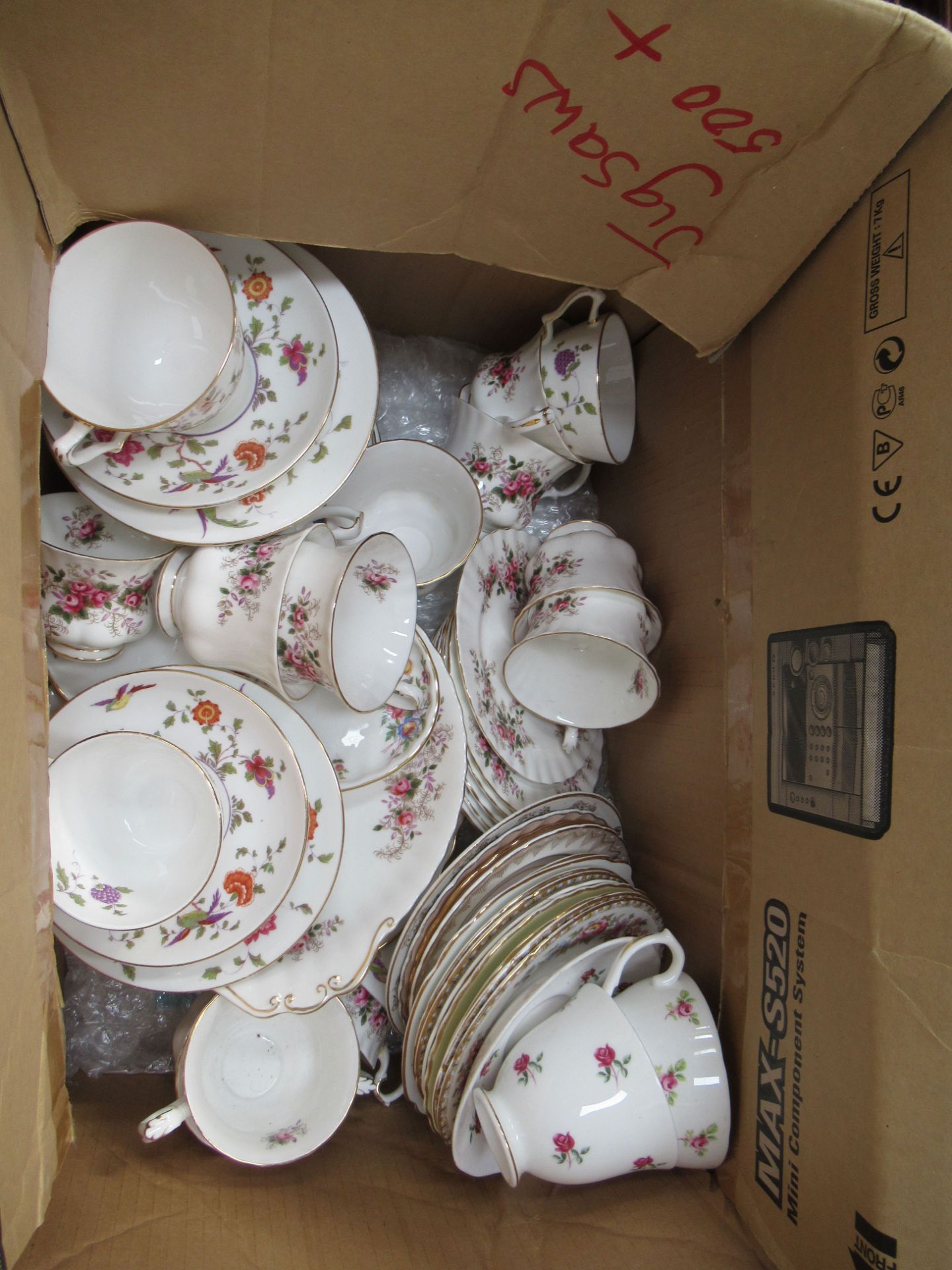 Large qty of ceramic tableware - Image 11 of 11