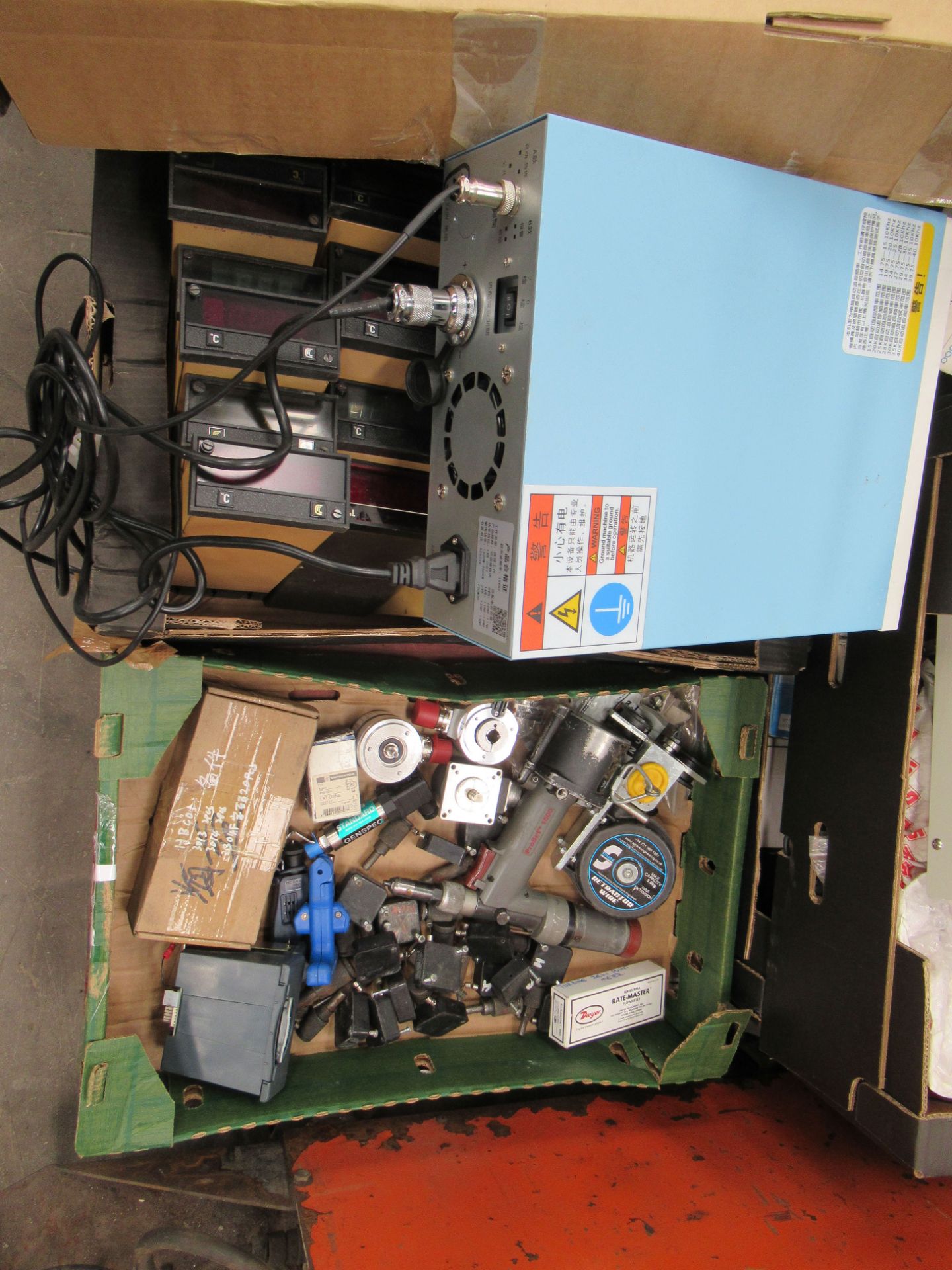 Pallet Contents inc. 110V extractors, test equipment, laboratory apparatus etc. - Image 3 of 4