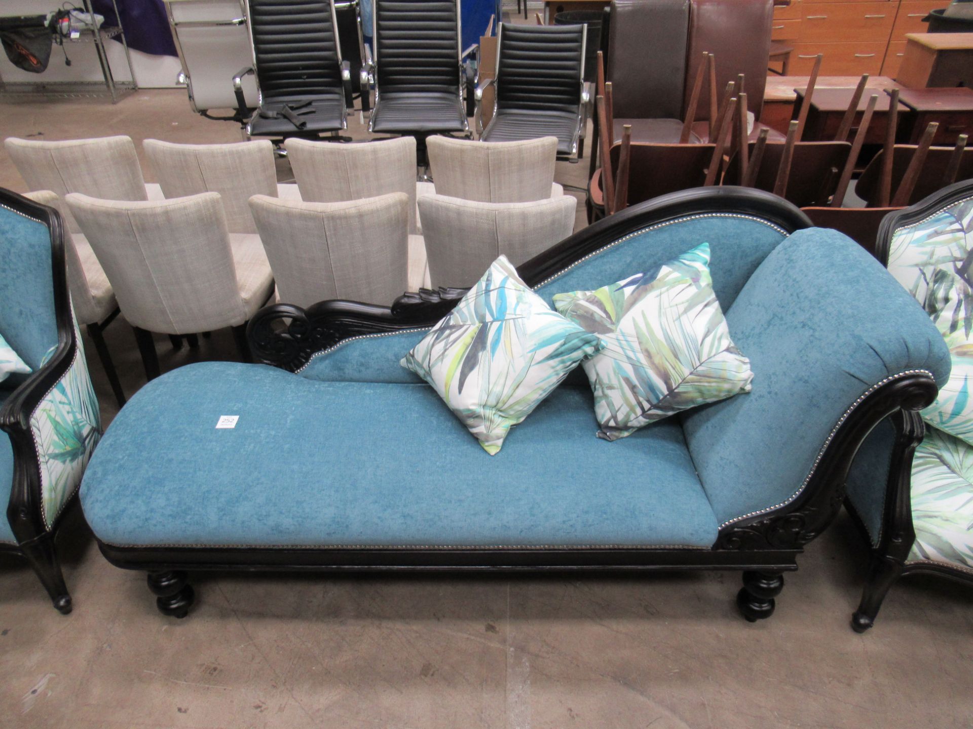 3-Piece 'Summer Suite' Comprising of 2x Armchairs and Chaise Longe - Image 3 of 4