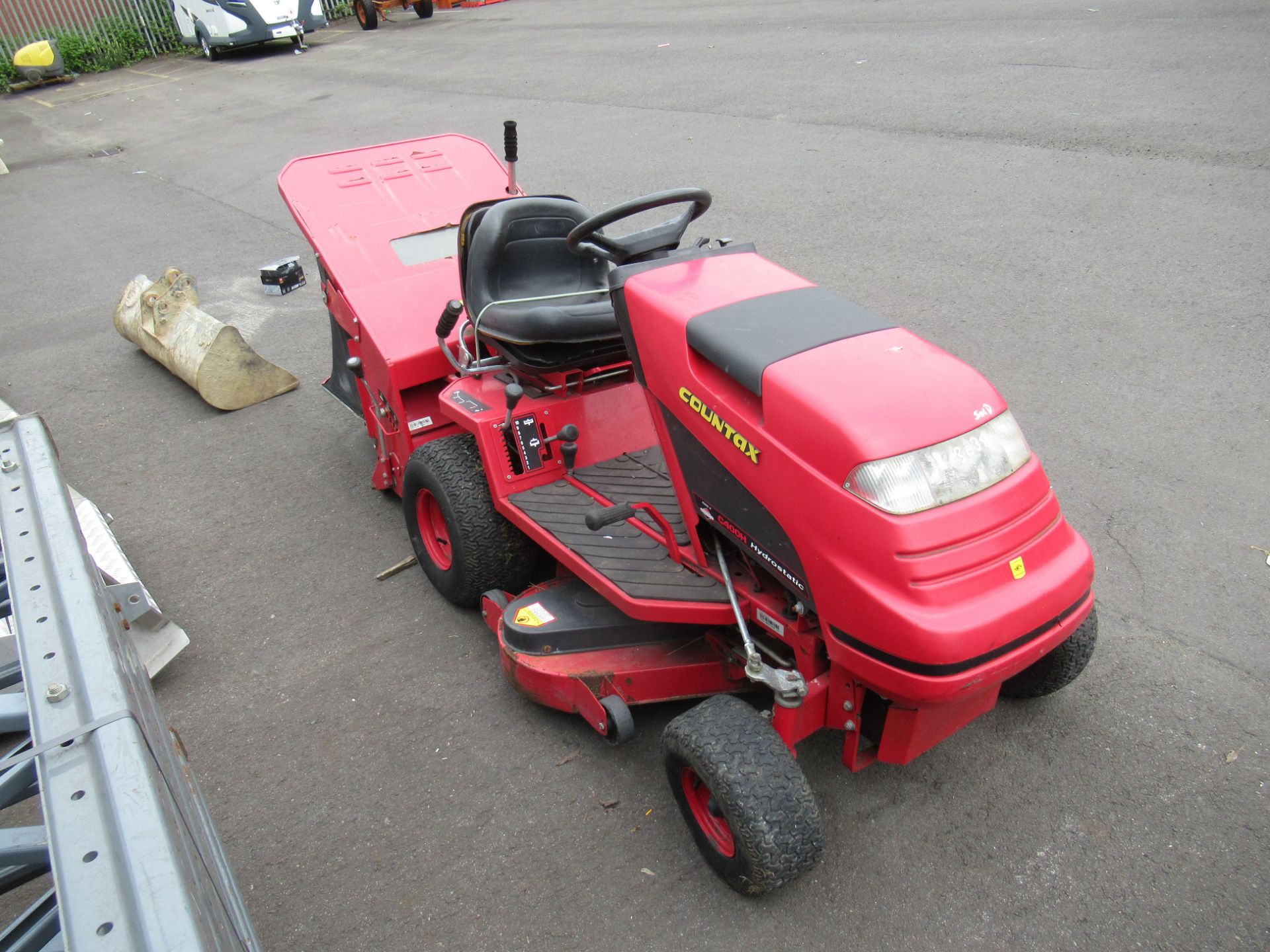 Countax Hydrostatic C400H Ride-On Lawnmower - Image 5 of 10