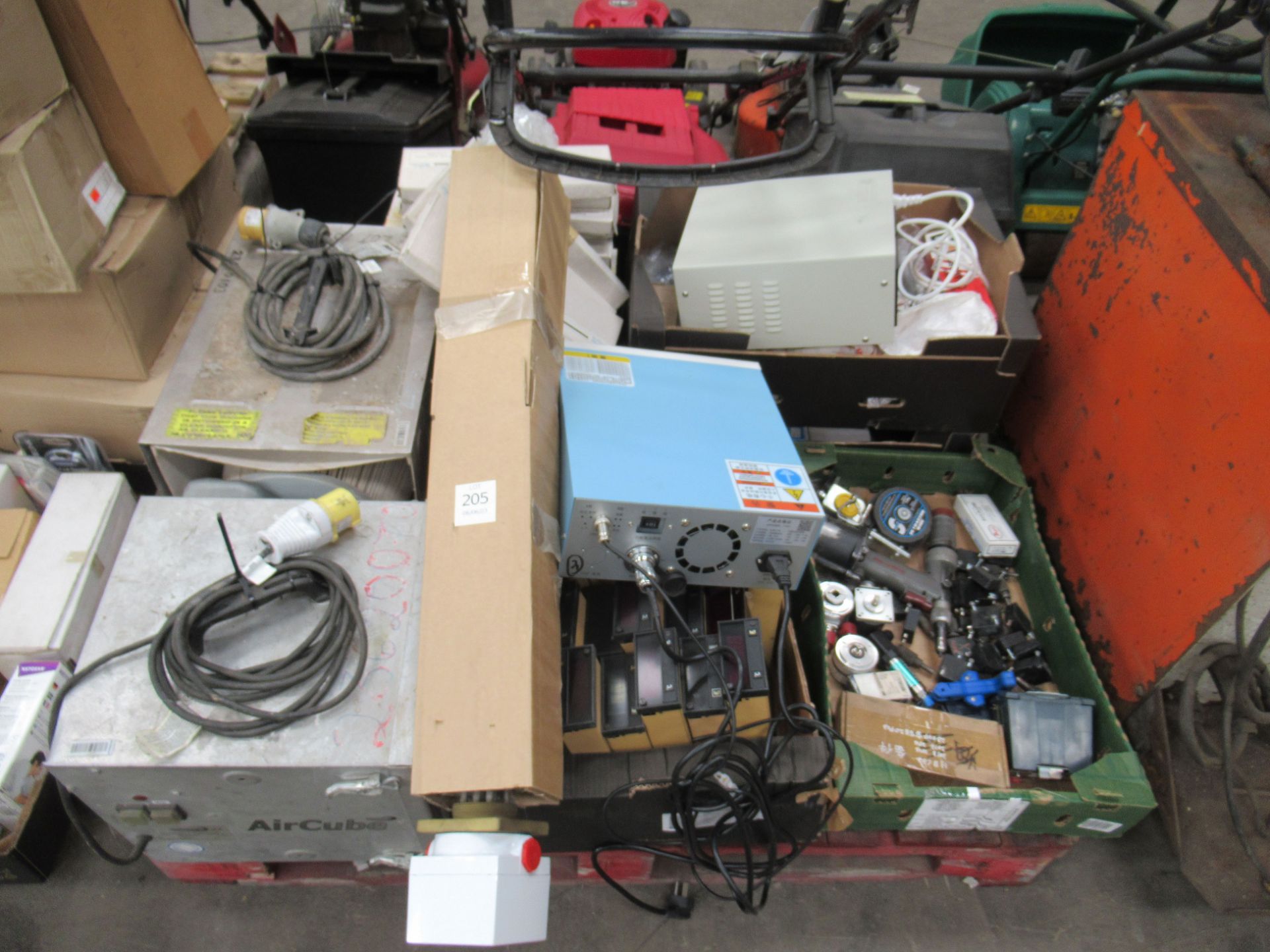 Pallet Contents inc. 110V extractors, test equipment, laboratory apparatus etc.