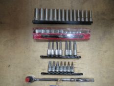 Qty of MAC Tools Sockets/Drivers with Ratchet