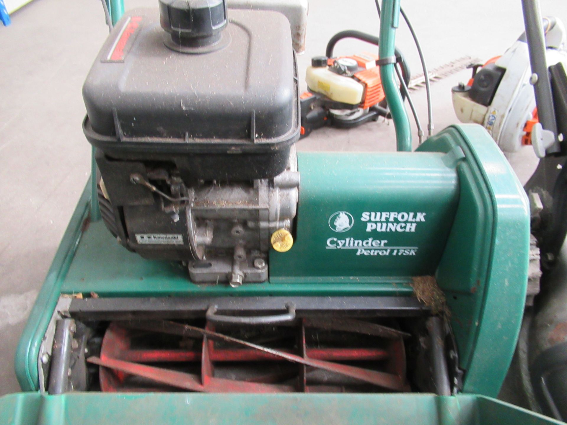 Qualcast 17" Suffolk Punch Cylinder Petrol Powered Lawnmower - Image 2 of 2