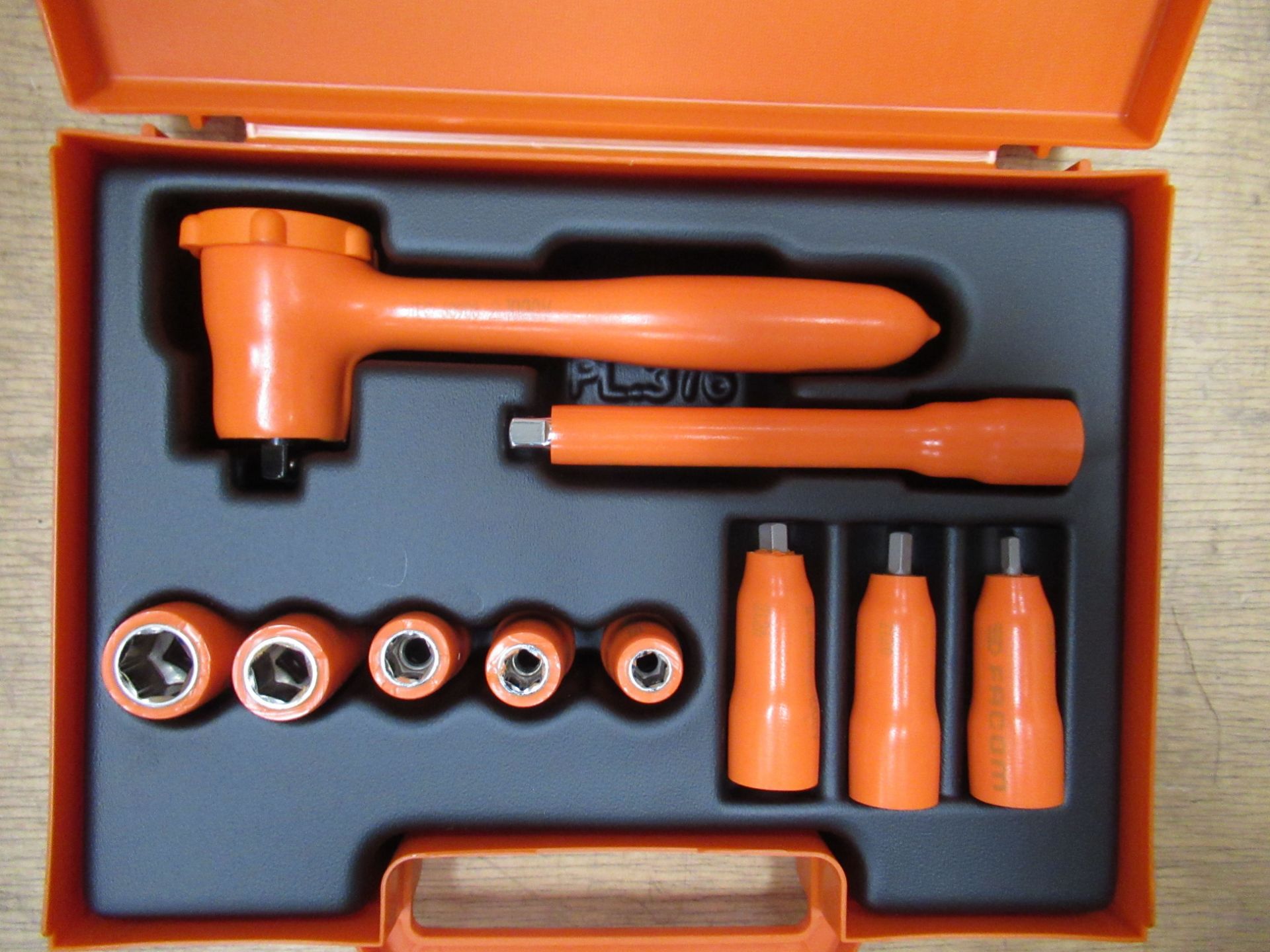 2x Facom Insulated Socket Sets (1x 10px, 1x 17pc)