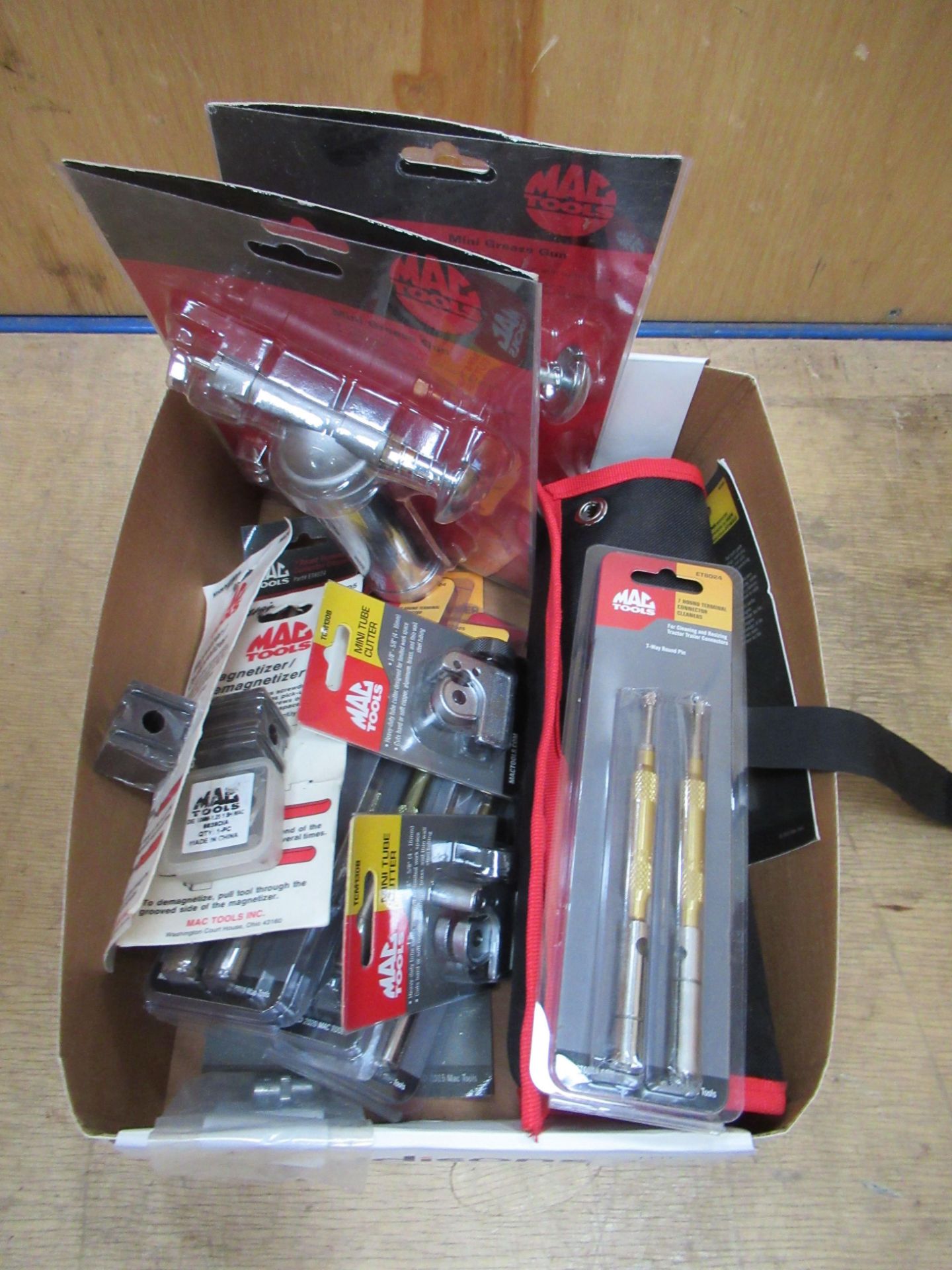 Assorted MAC Tools Items