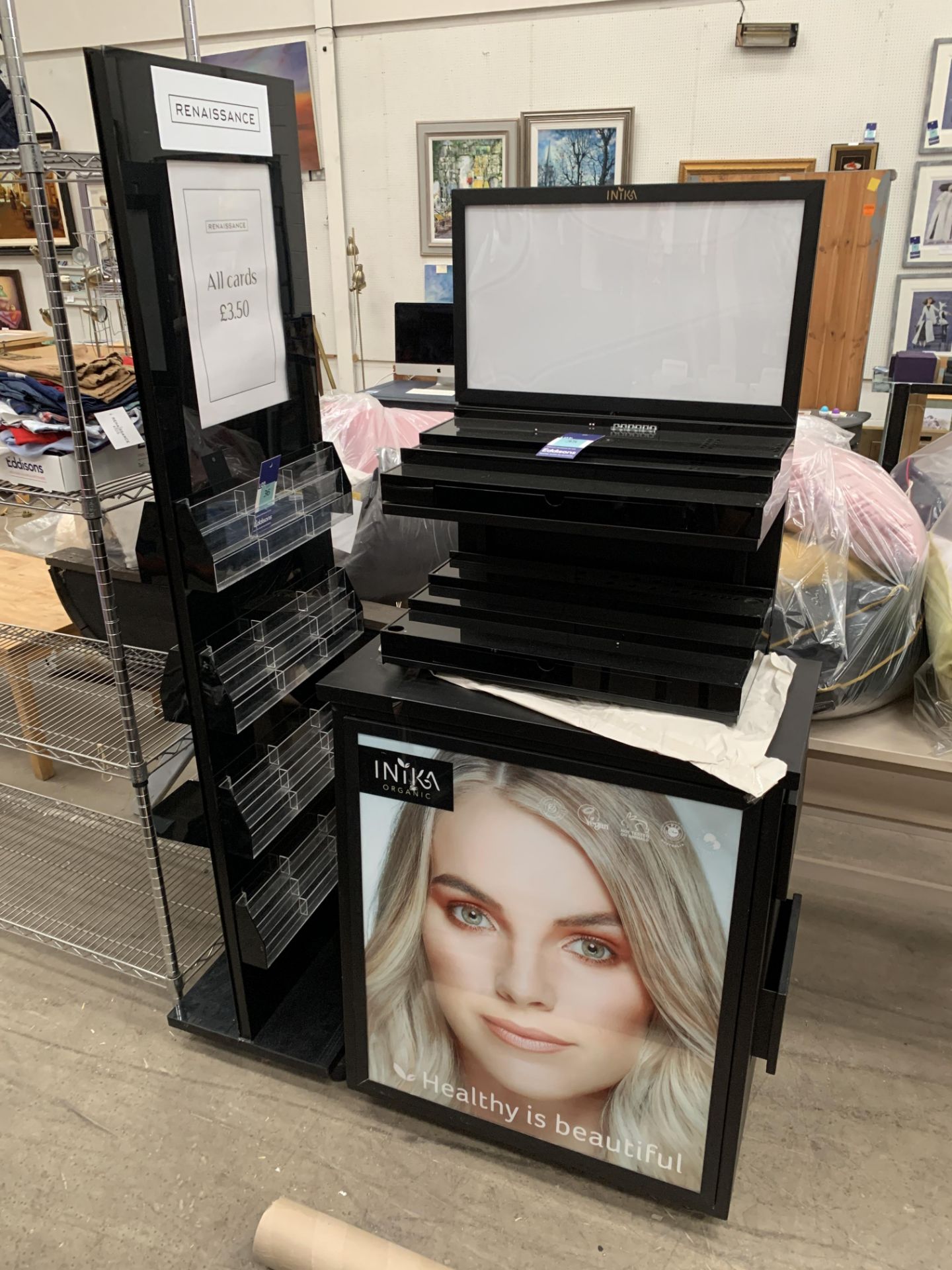 1 x Make up display Stand & 1 x Card Display Stand