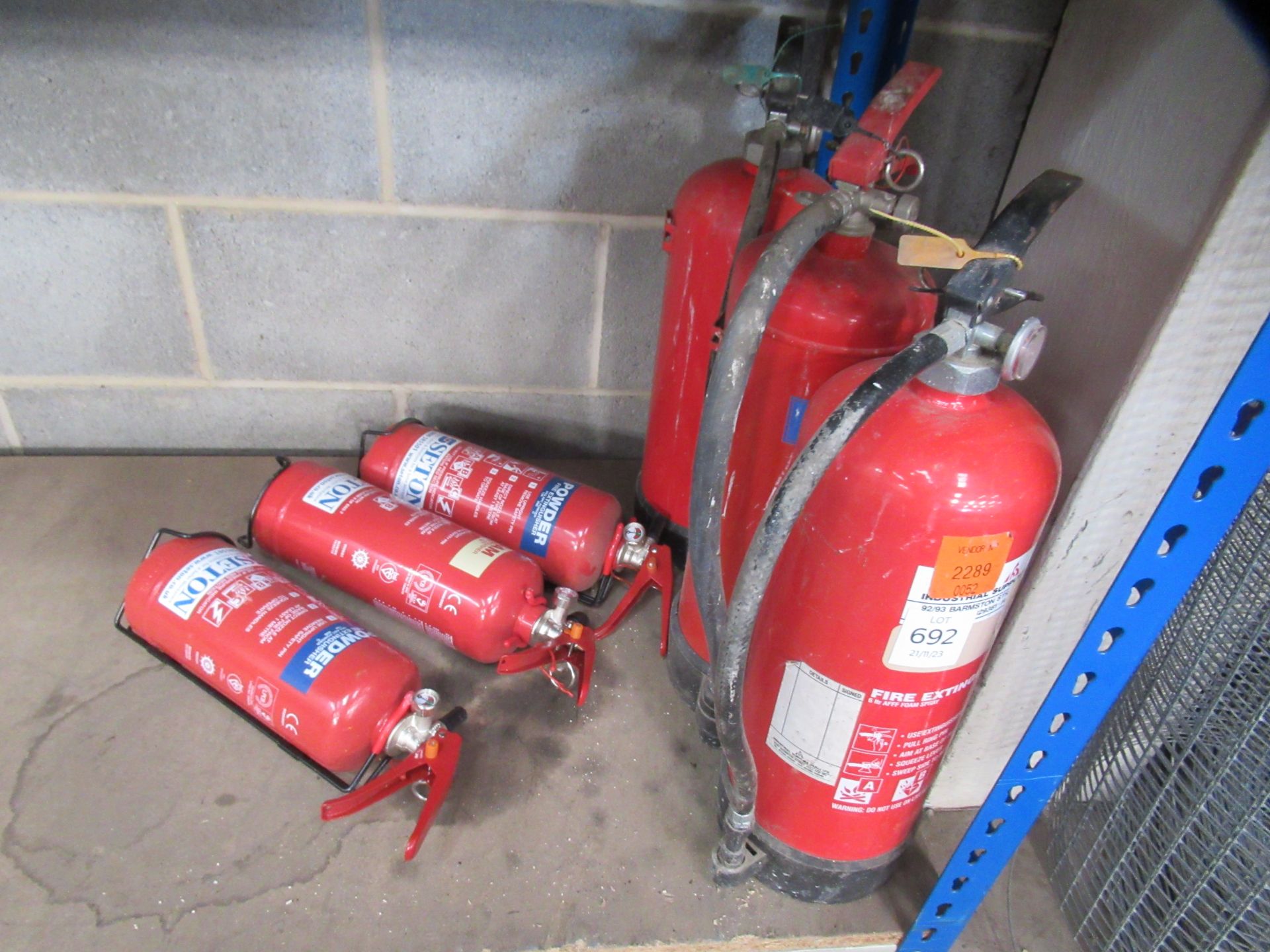 6x Various Fire Extinguishers