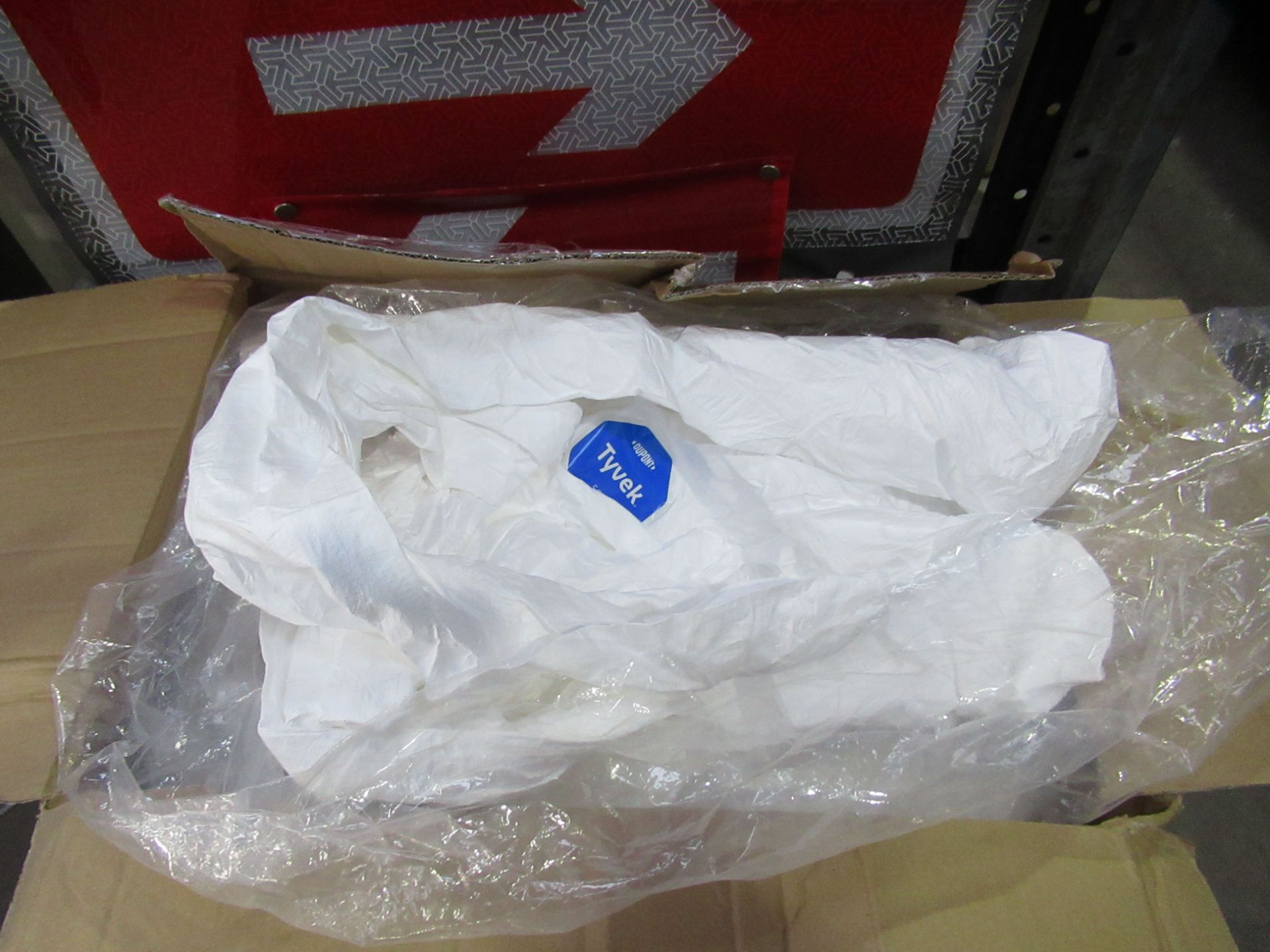 2x Boxes of Tyvek White Disposable Coveralls - Image 2 of 3