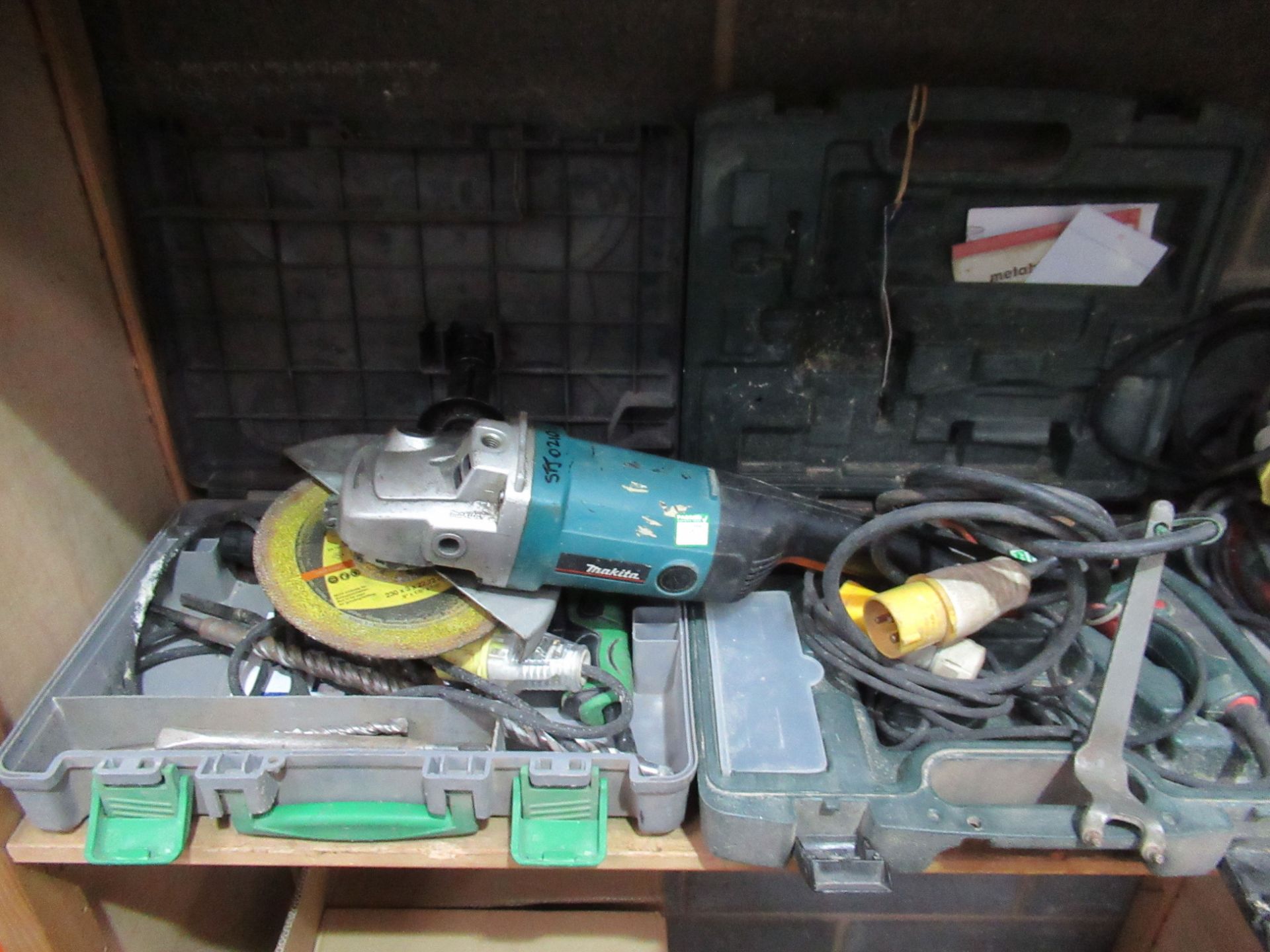 A Selection of 110V Hand Tools - Image 2 of 5