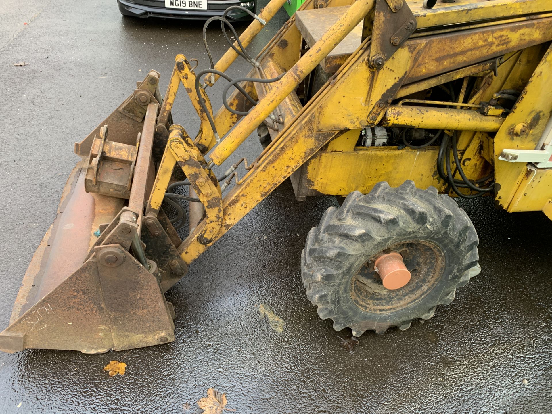 Thwaites Alldig Backhoe Dumper/Loader. Made 1988, S/N 3/2401 - Image 4 of 16